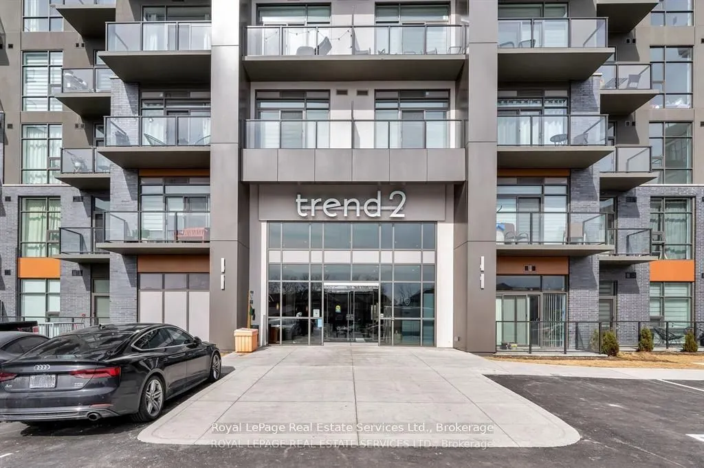 460 Dundas Street E #524