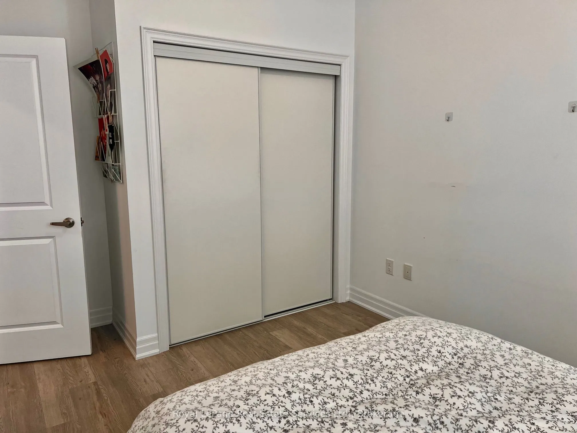 460 Dundas Street E #524