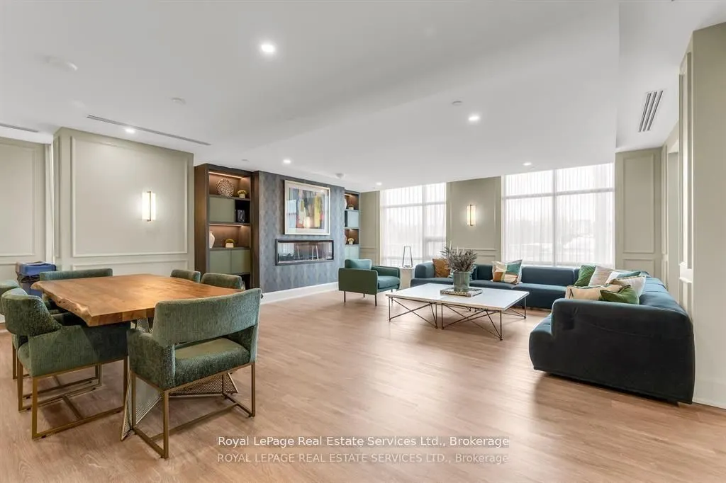 460 Dundas Street E #524