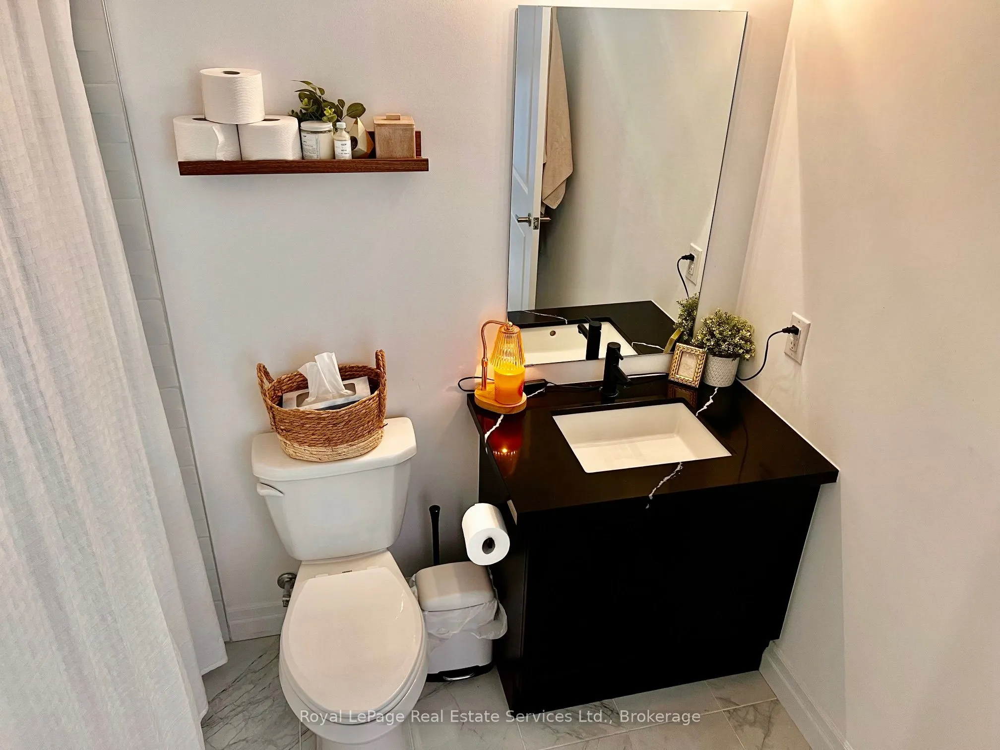 460 Dundas Street E #524