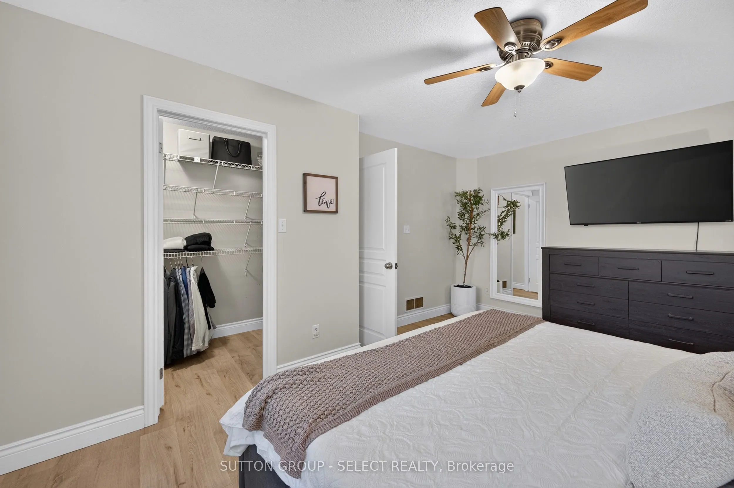1801 Seymour Crescent