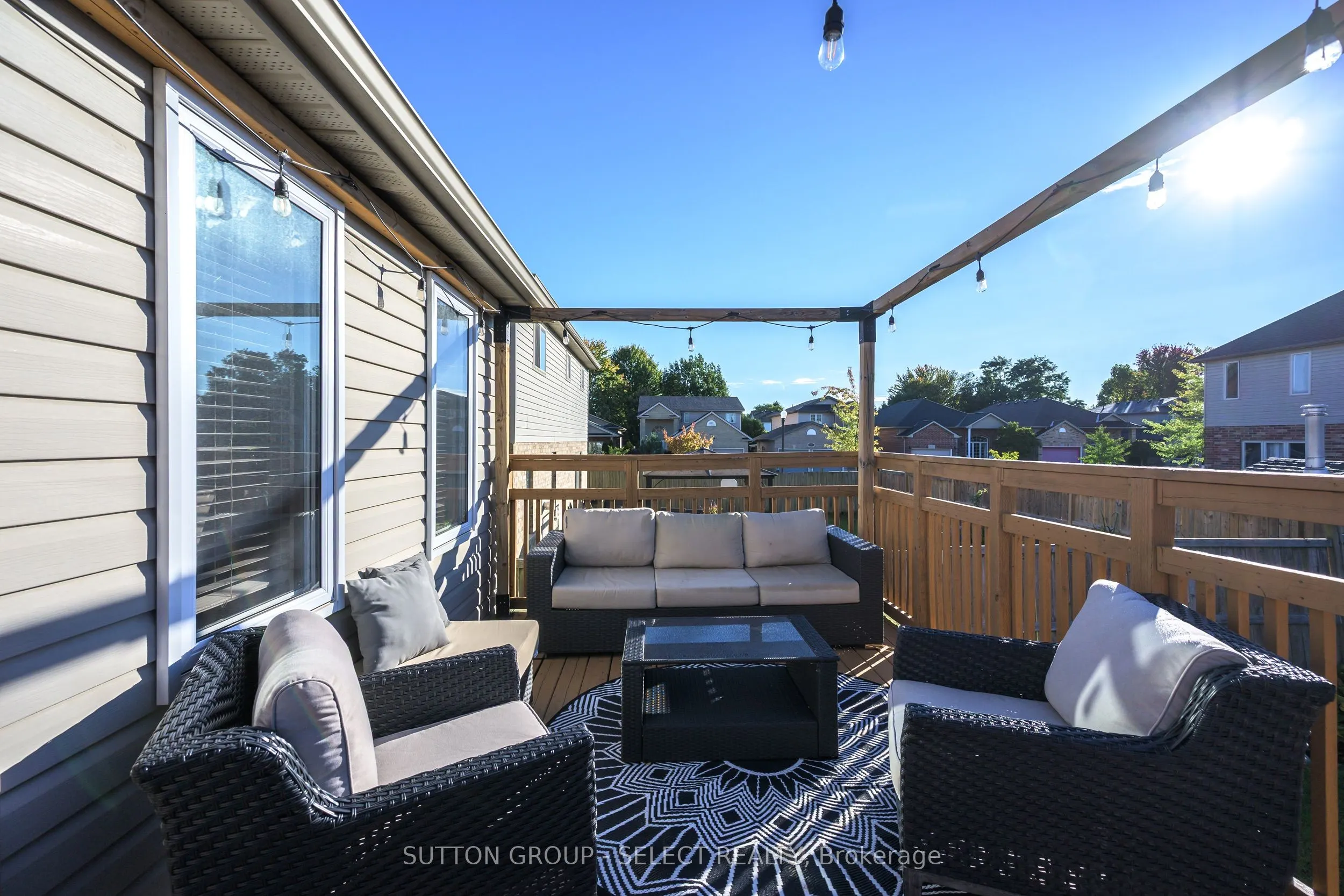 1801 Seymour Crescent