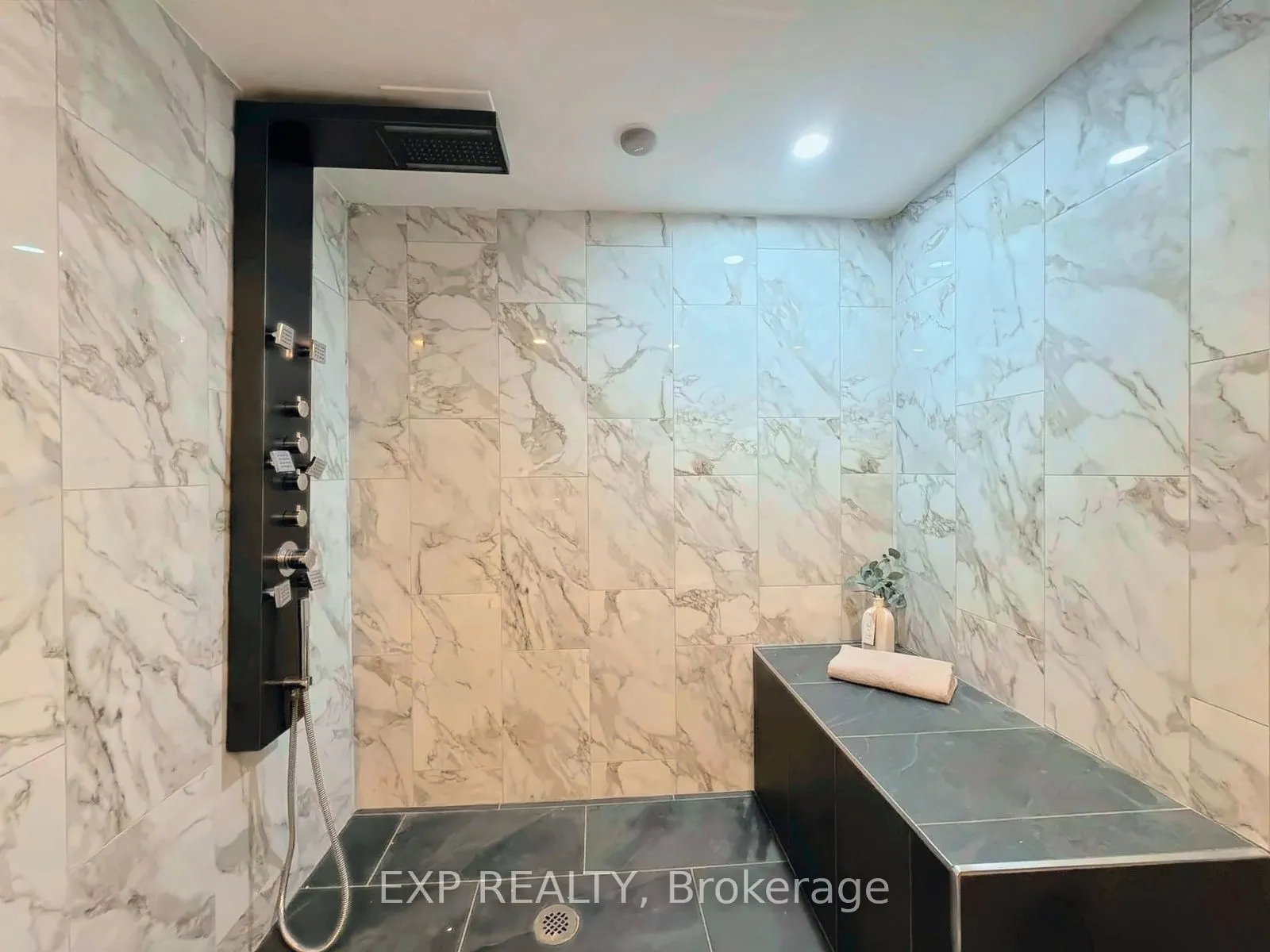 543 Rathburn Lane