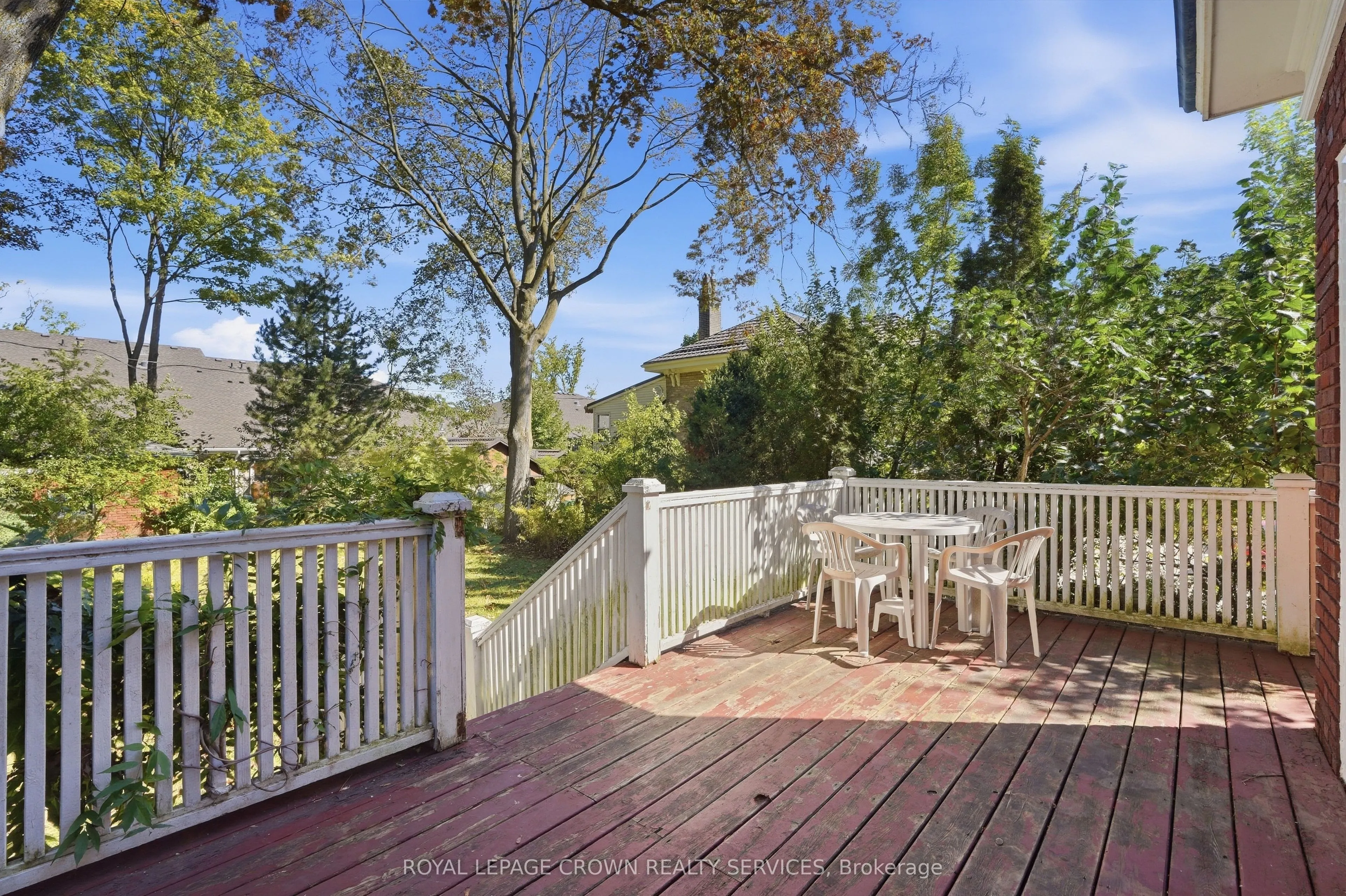 32 Wentworth Avenue