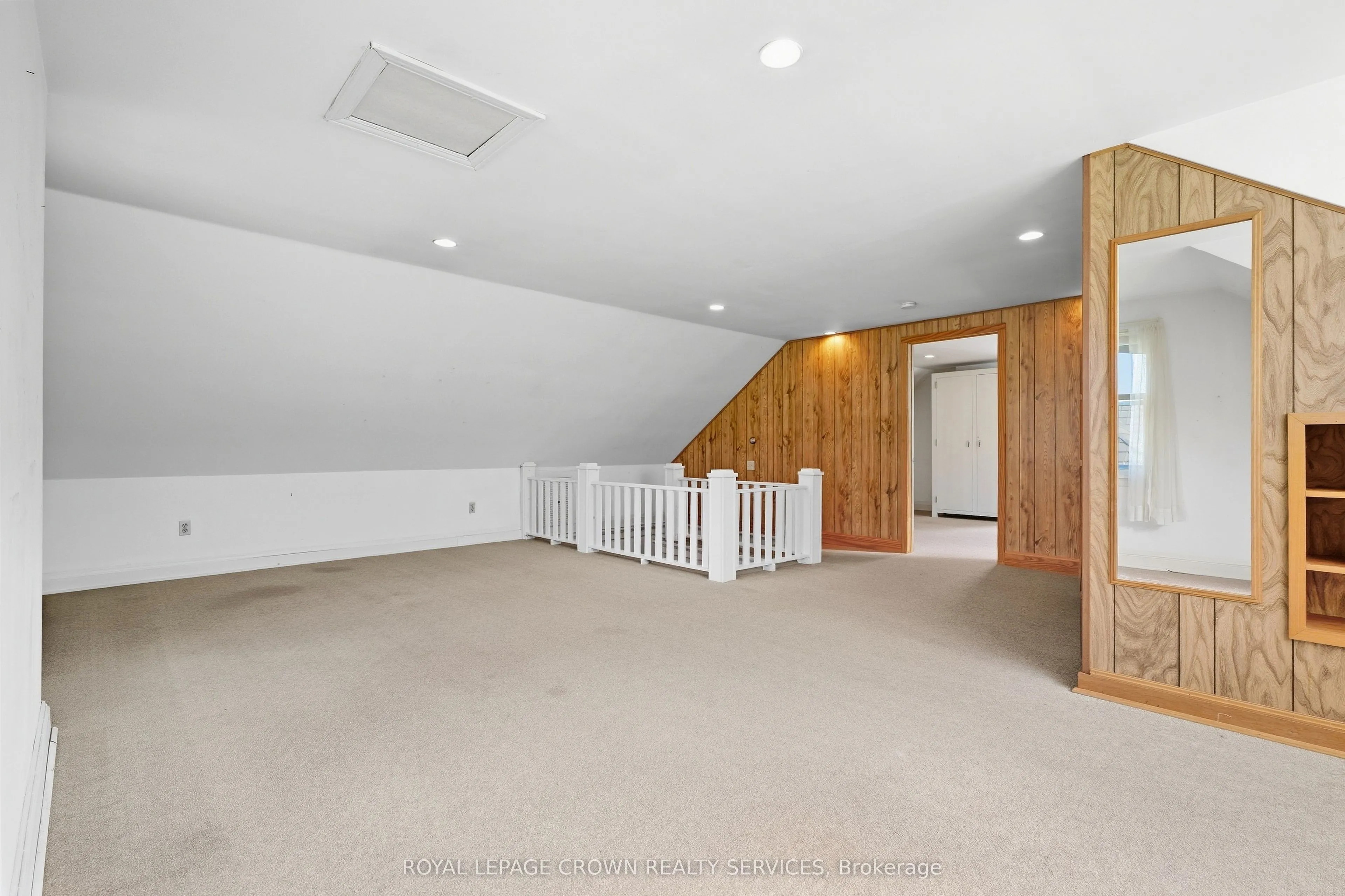32 Wentworth Avenue