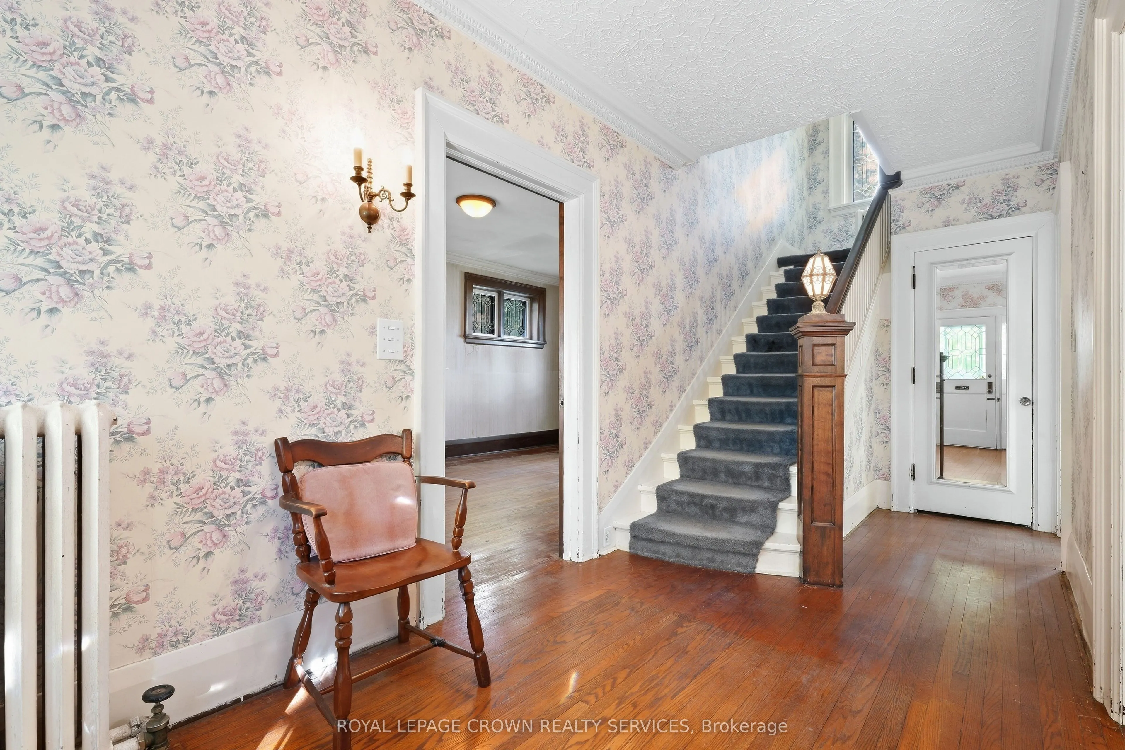 32 Wentworth Avenue