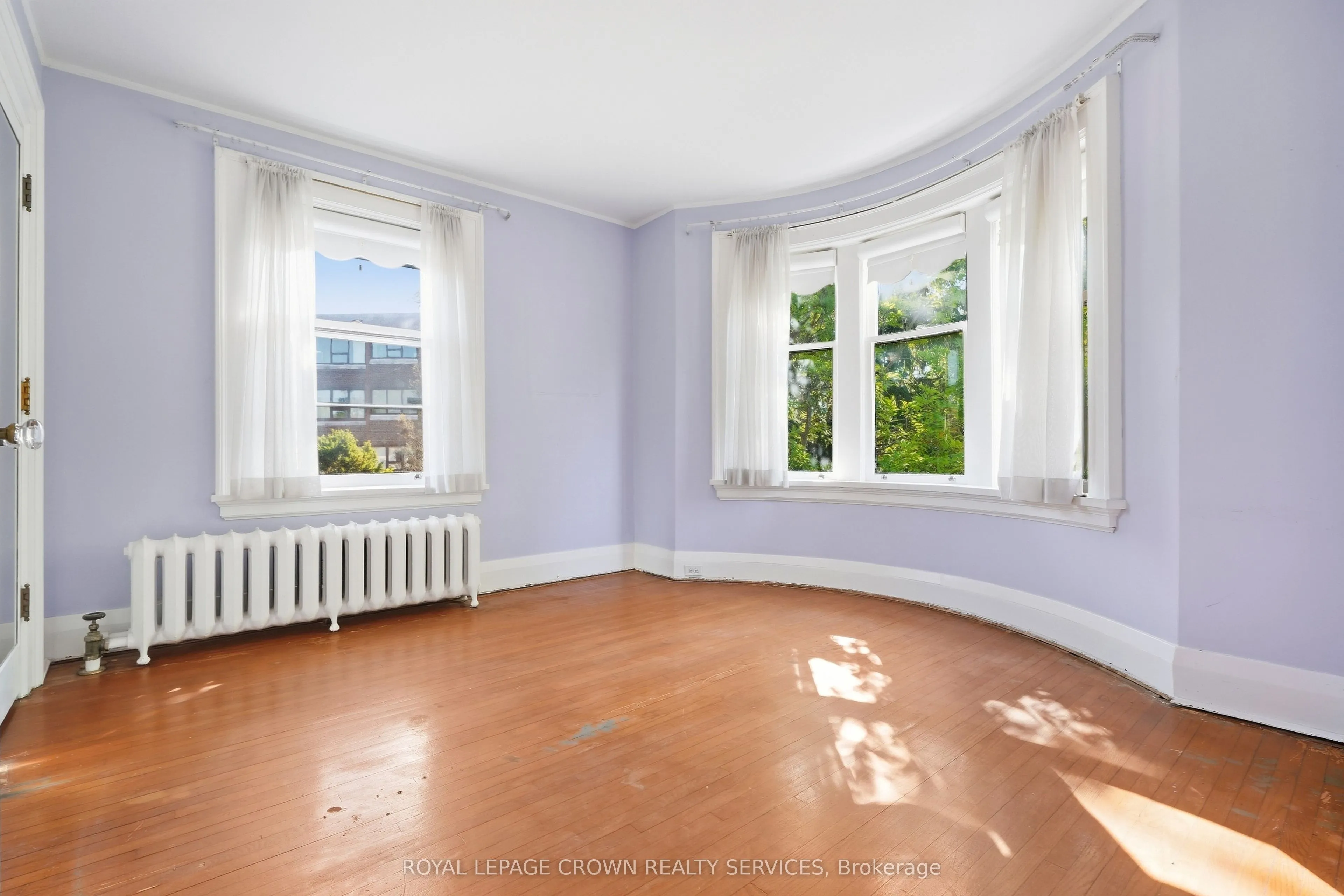 32 Wentworth Avenue