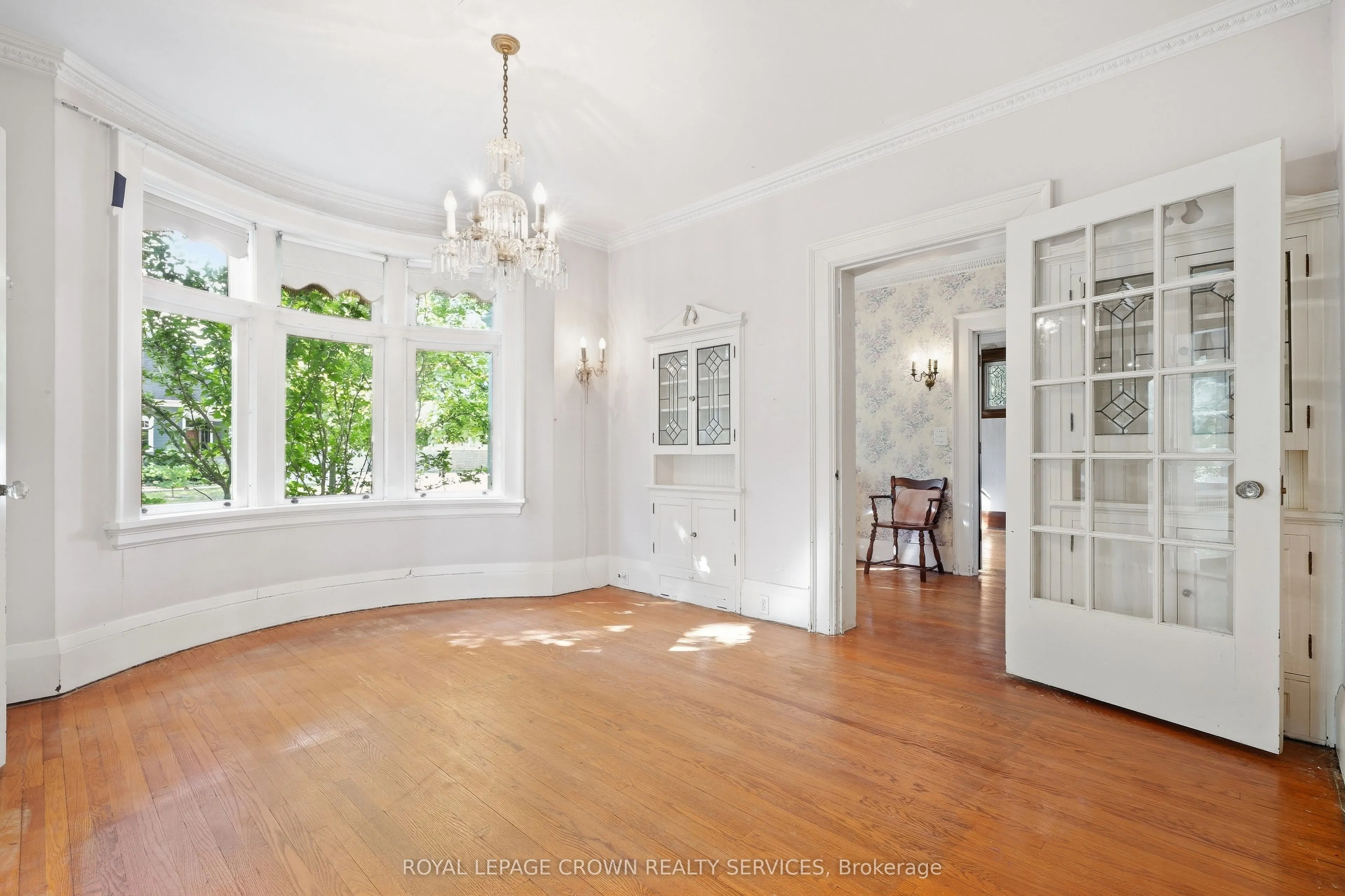 32 Wentworth Avenue