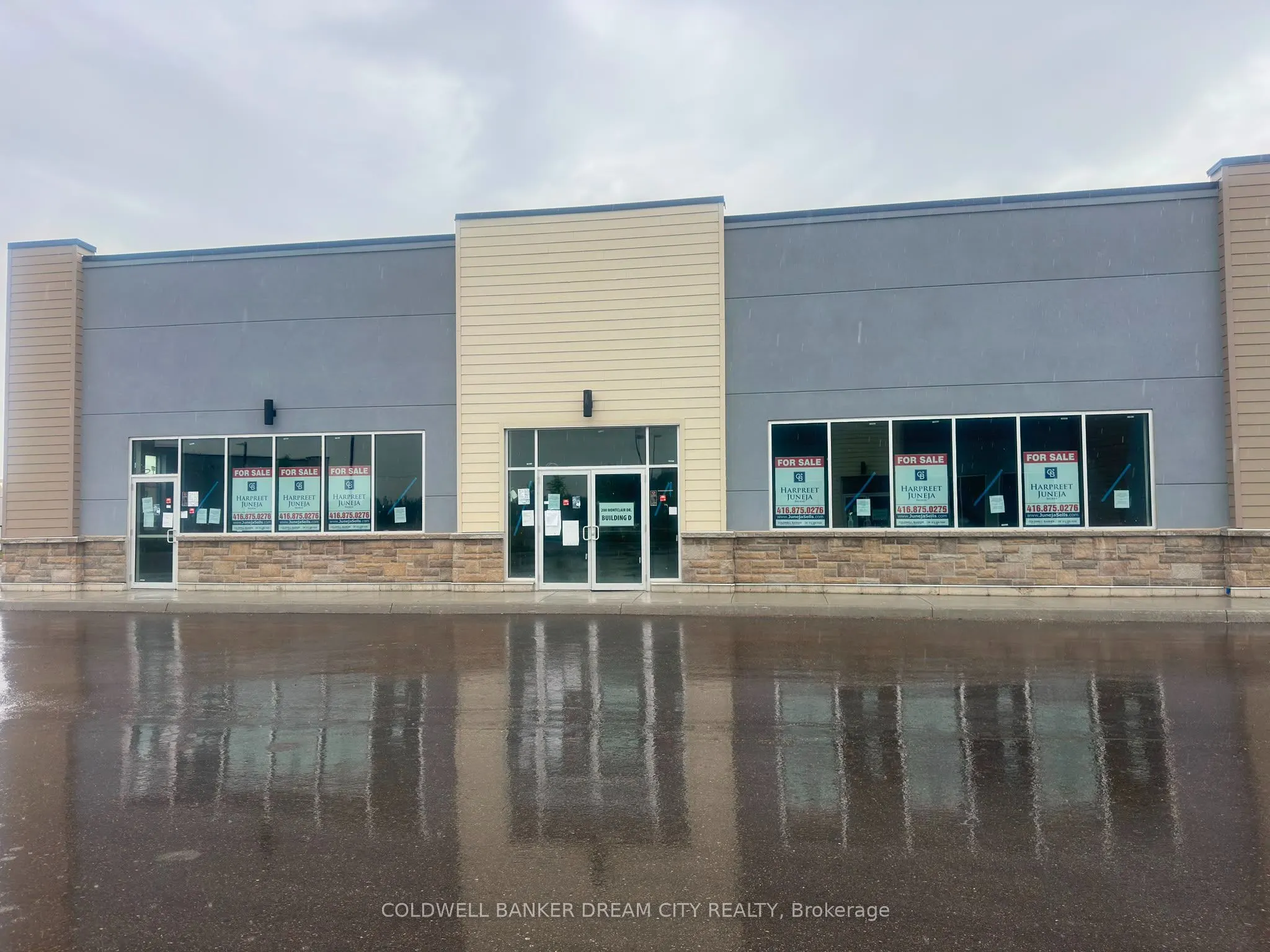 200 montclair Drive #15-16