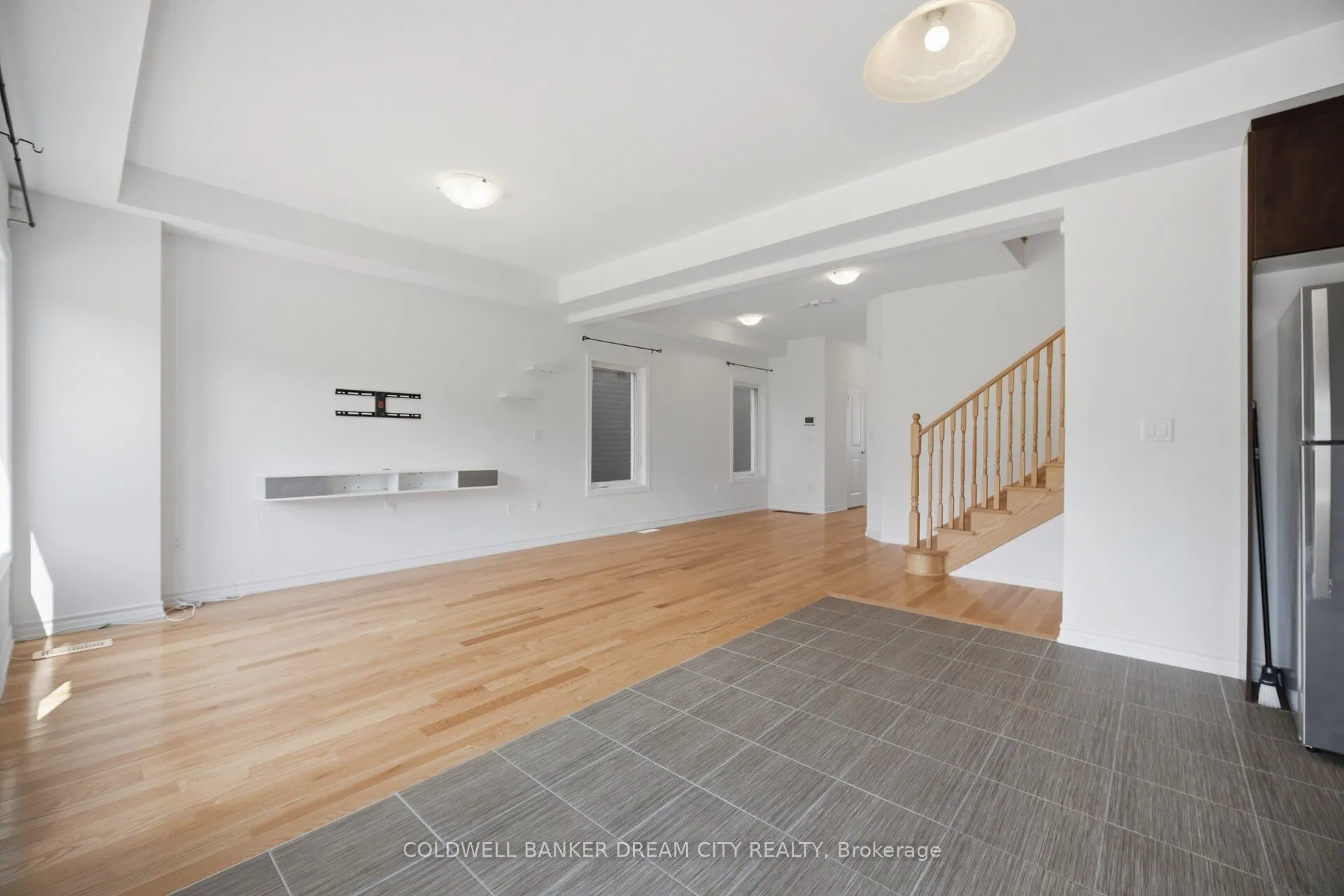 420 Vandusen Avenue