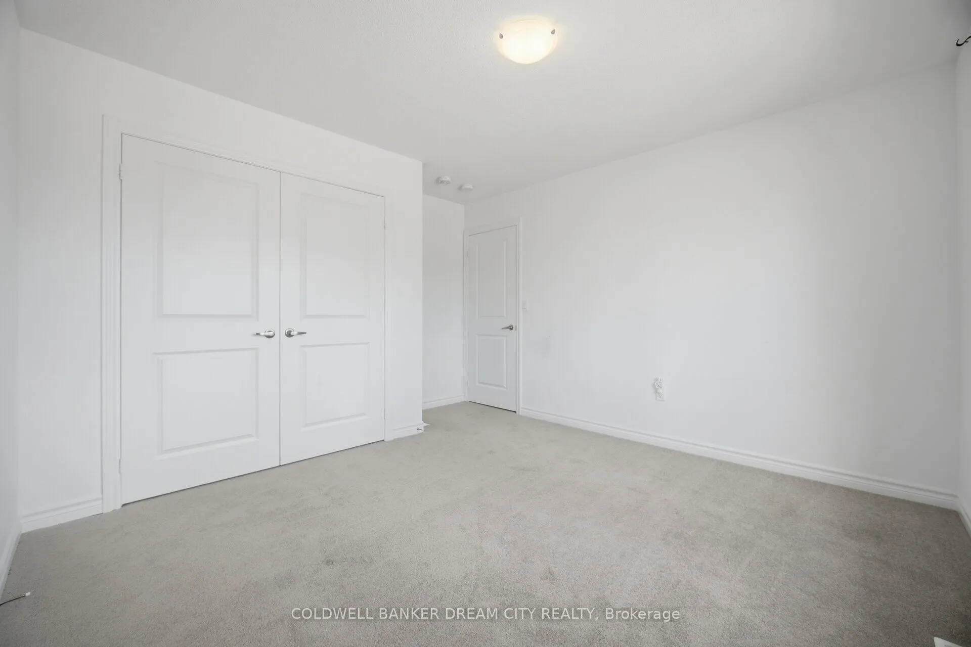 420 Vandusen Avenue