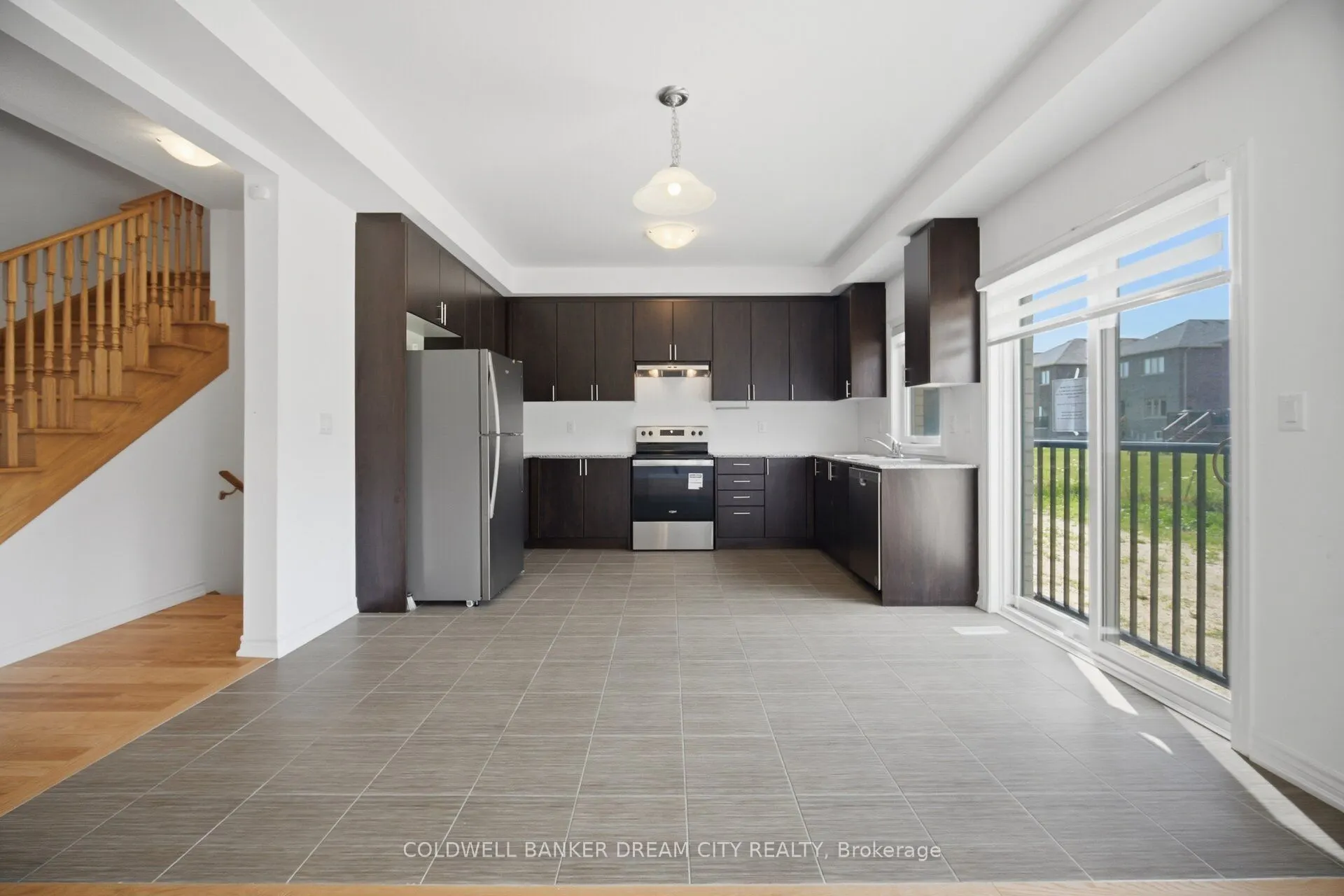 420 Vandusen Avenue