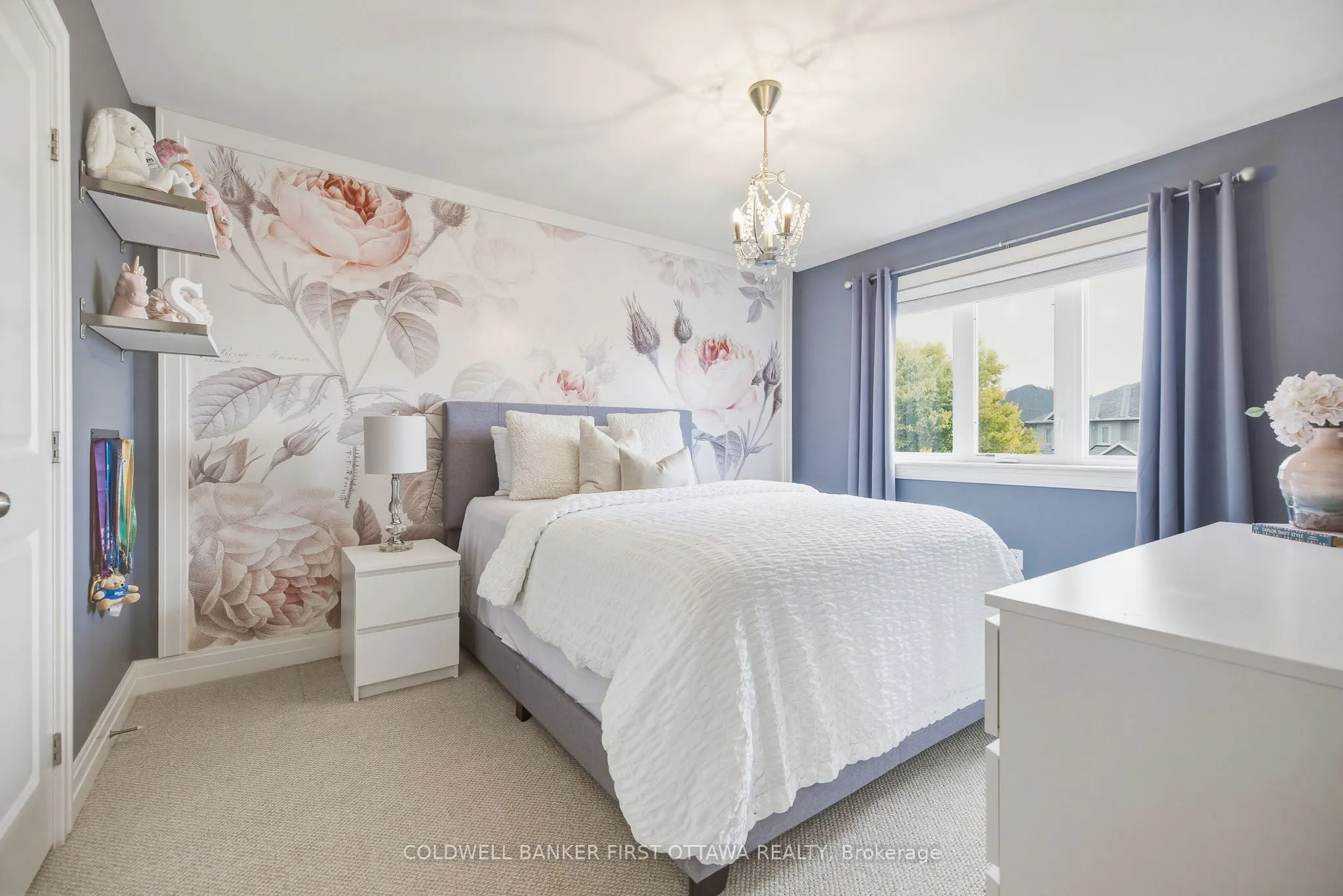529 Adamson Crescent