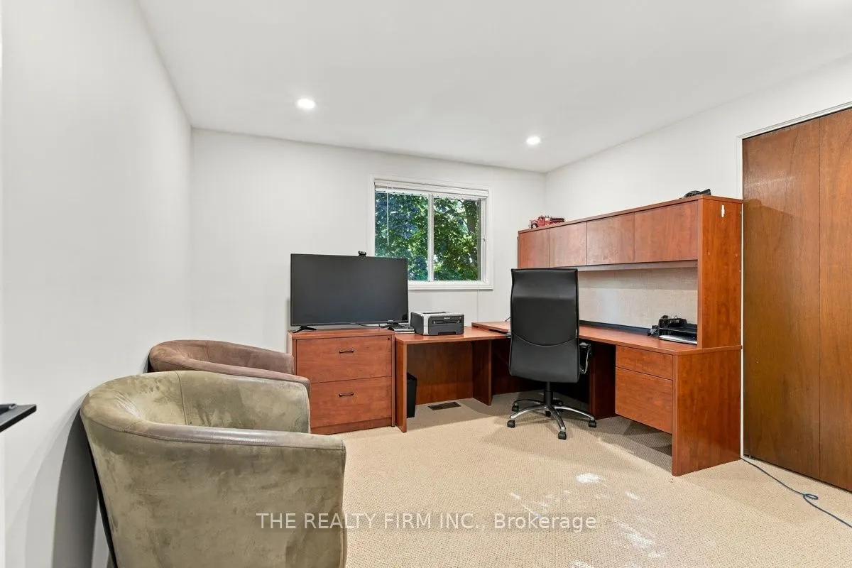 11 SOMERSET Crescent