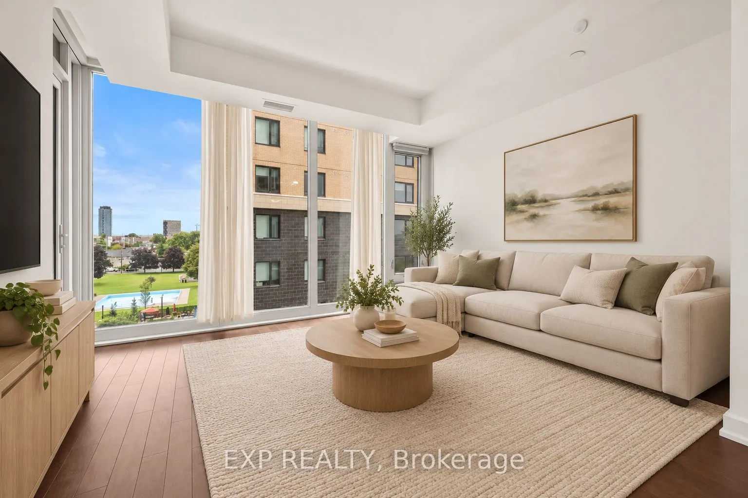 111 Champagne Avenue S #406