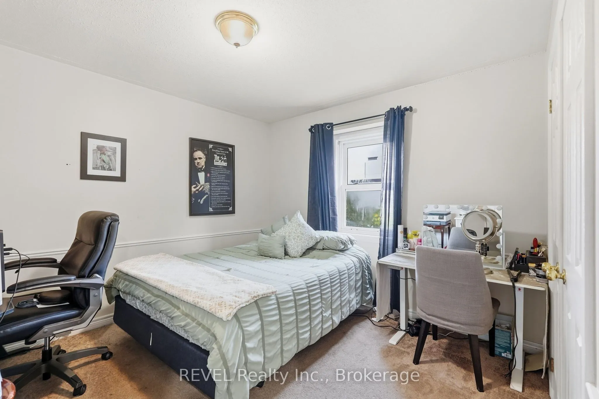 3 ORMOND Street N