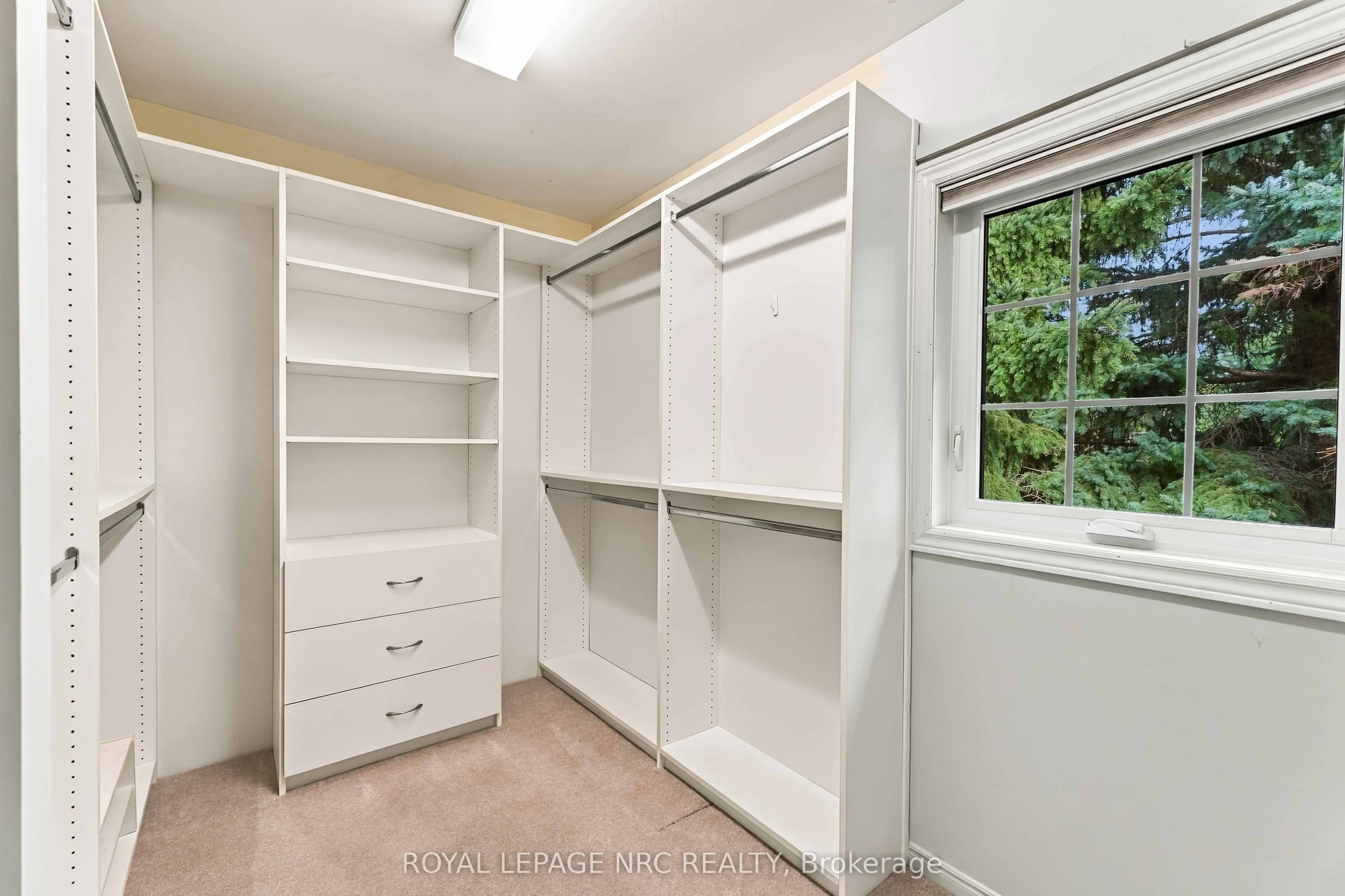 4090 JOHN CHARLES Boulevard #205