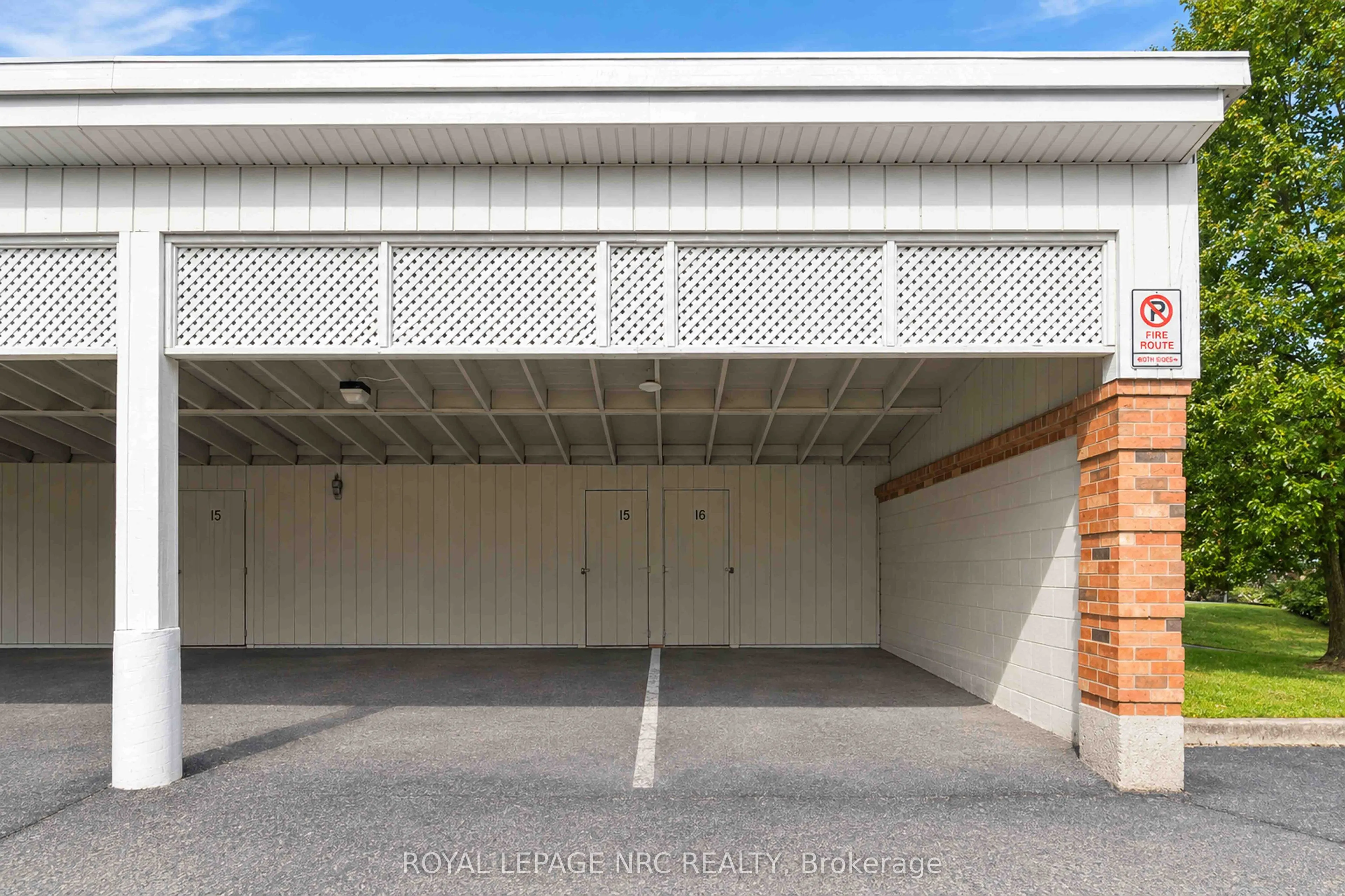 4090 JOHN CHARLES Boulevard #205