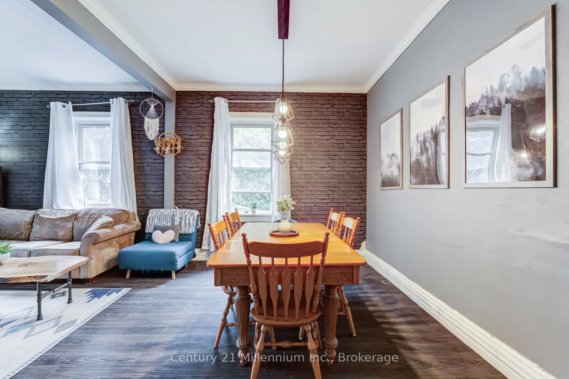 375 19th Street W