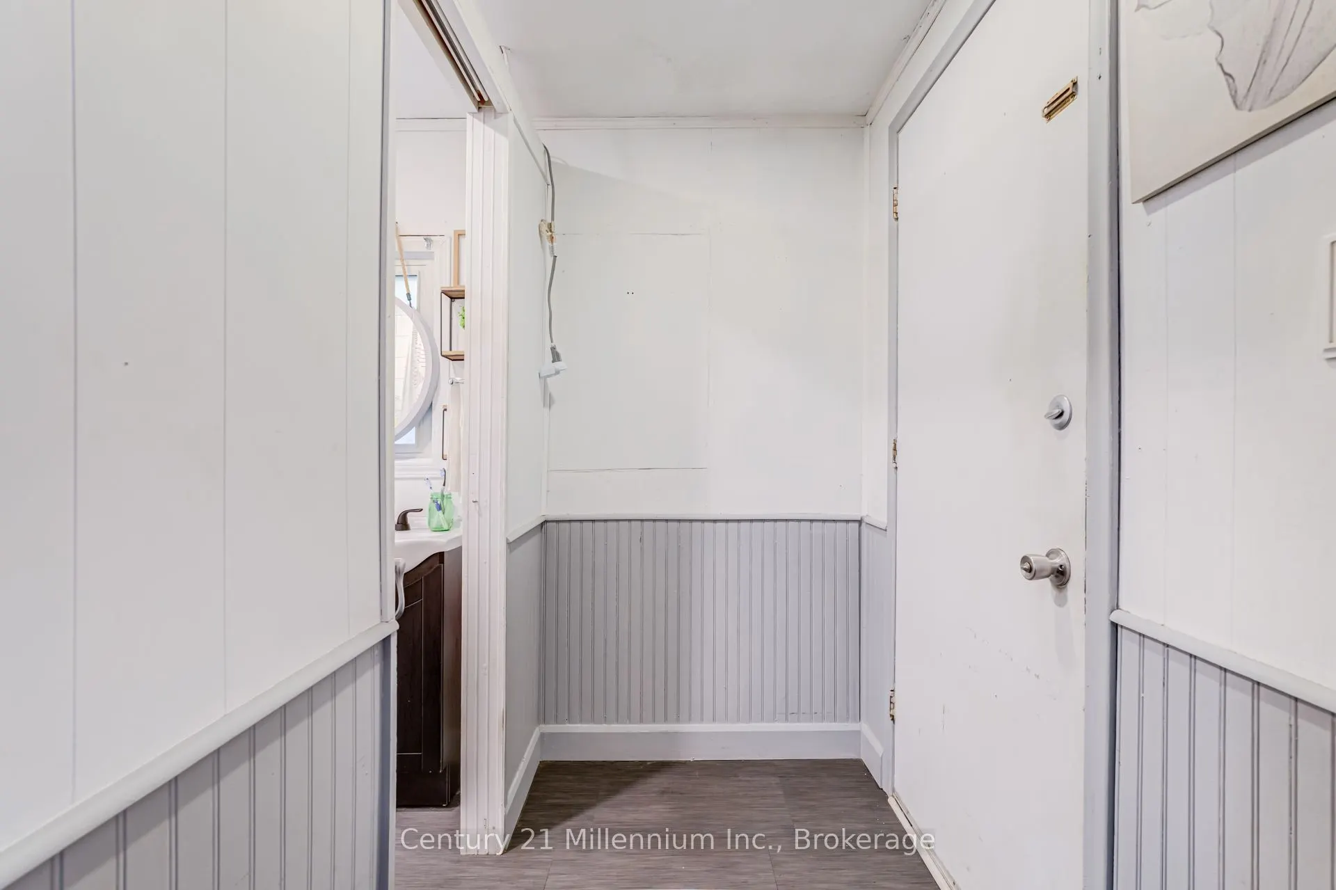375 19th Street W