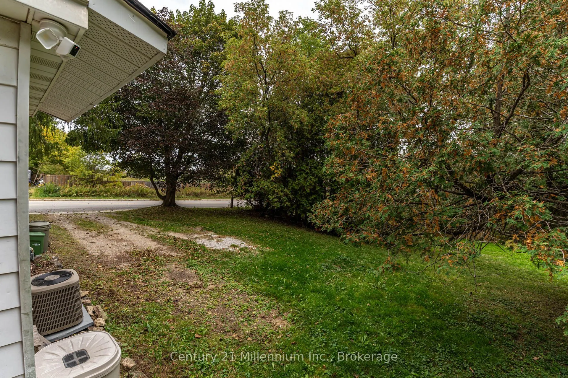375 19th Street W