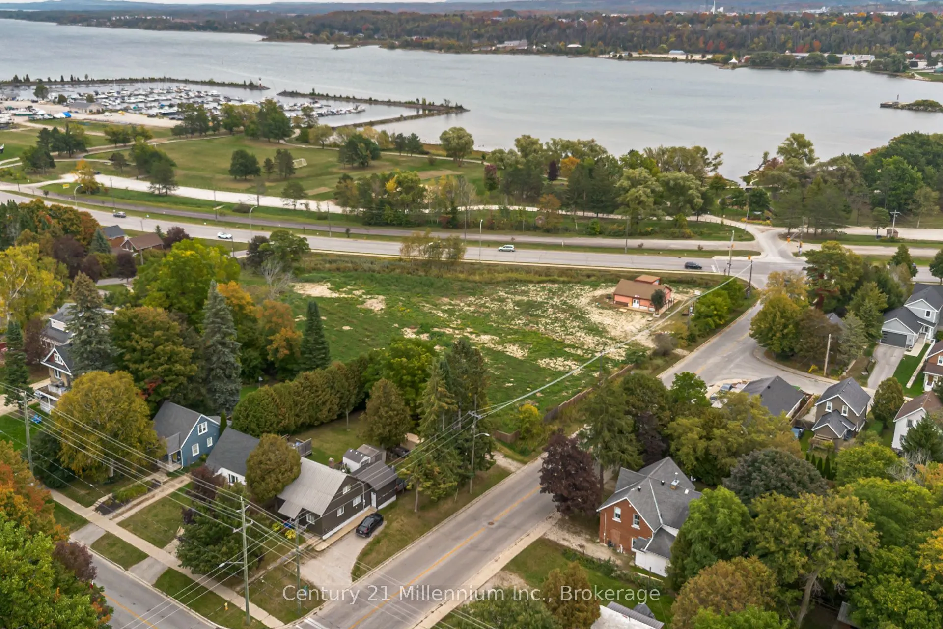 375 19th Street W