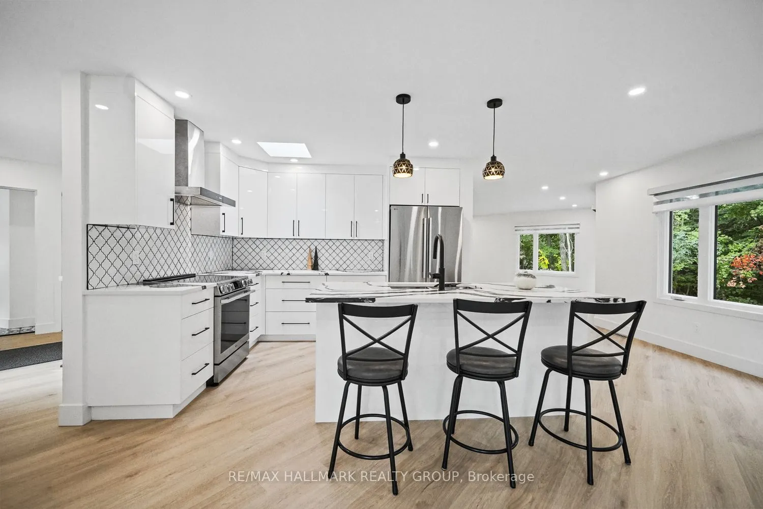 14 Kaymar Drive