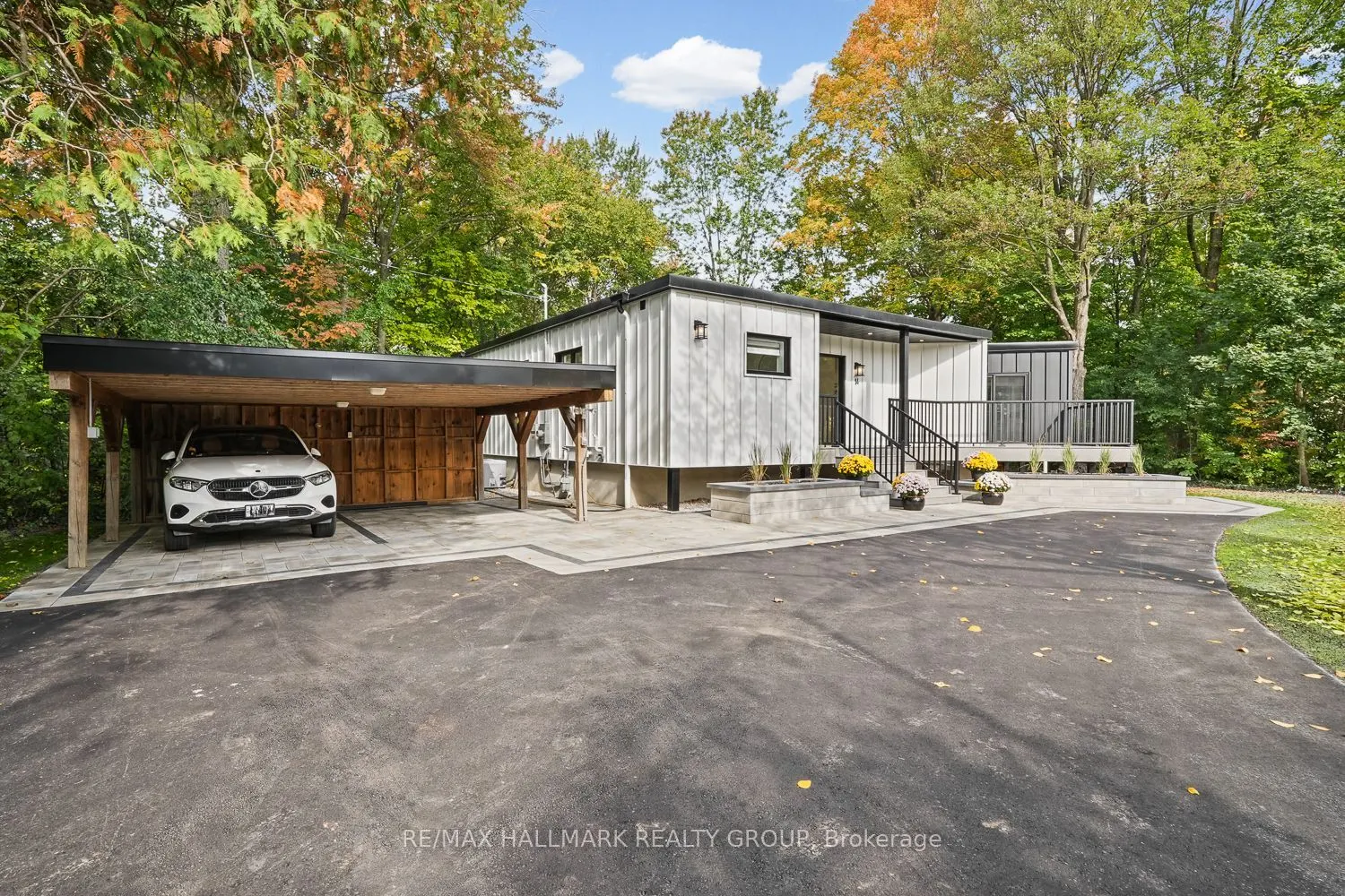 14 Kaymar Drive