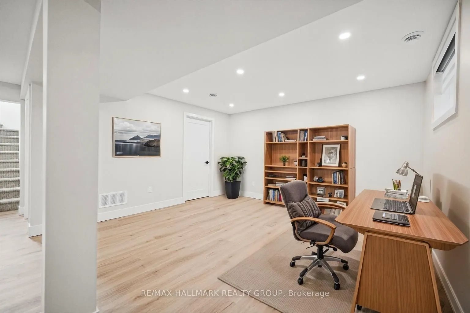 14 Kaymar Drive