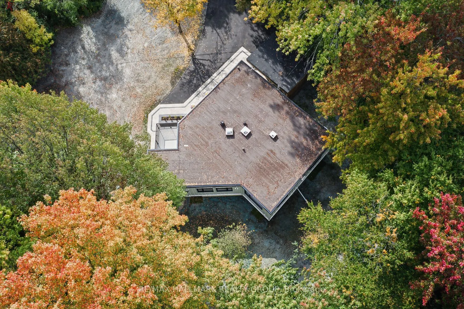 14 Kaymar Drive