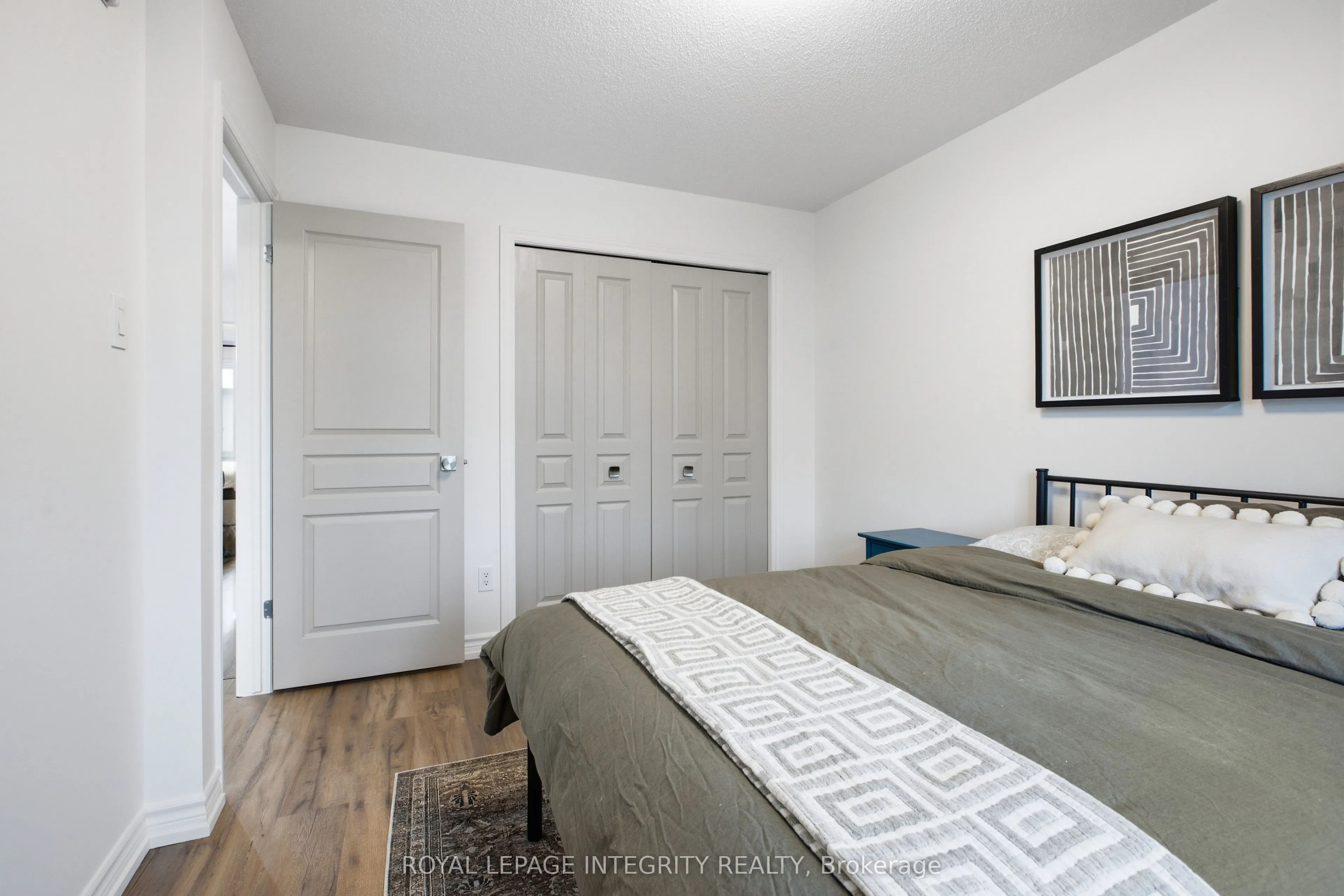 246 Cooks Mill Crescent