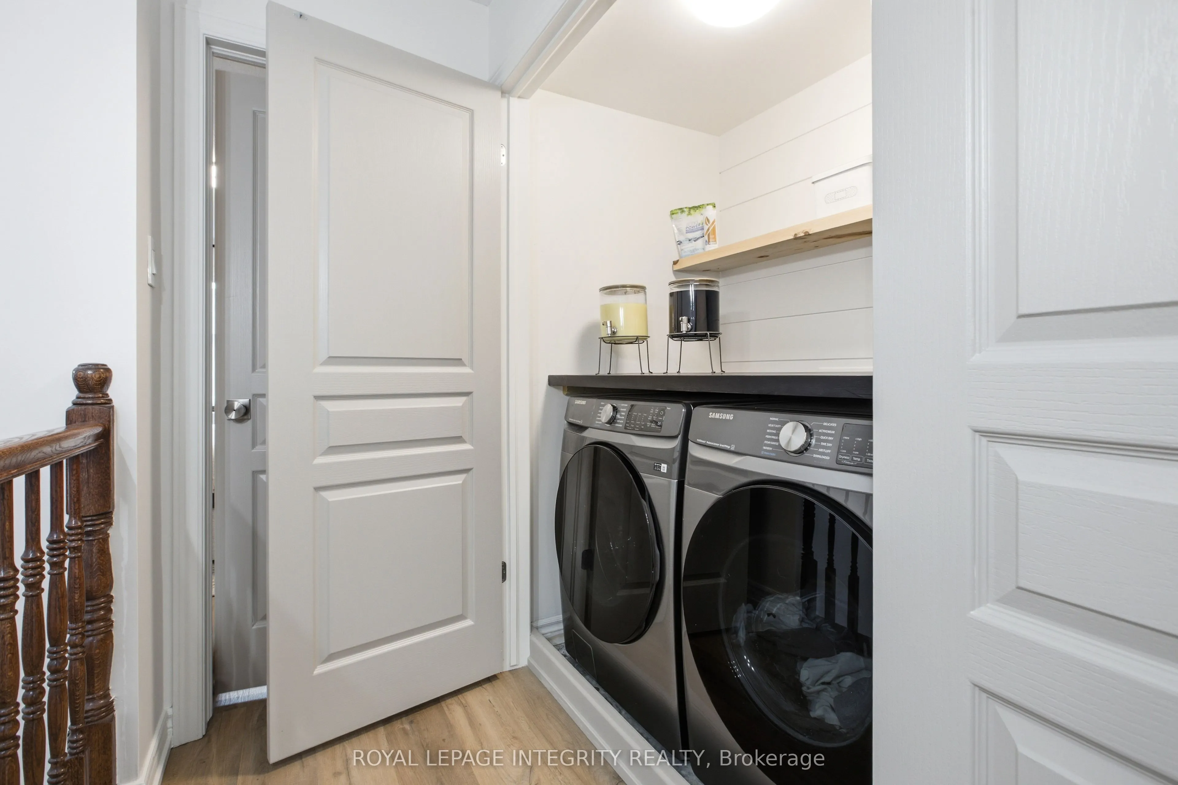 246 Cooks Mill Crescent