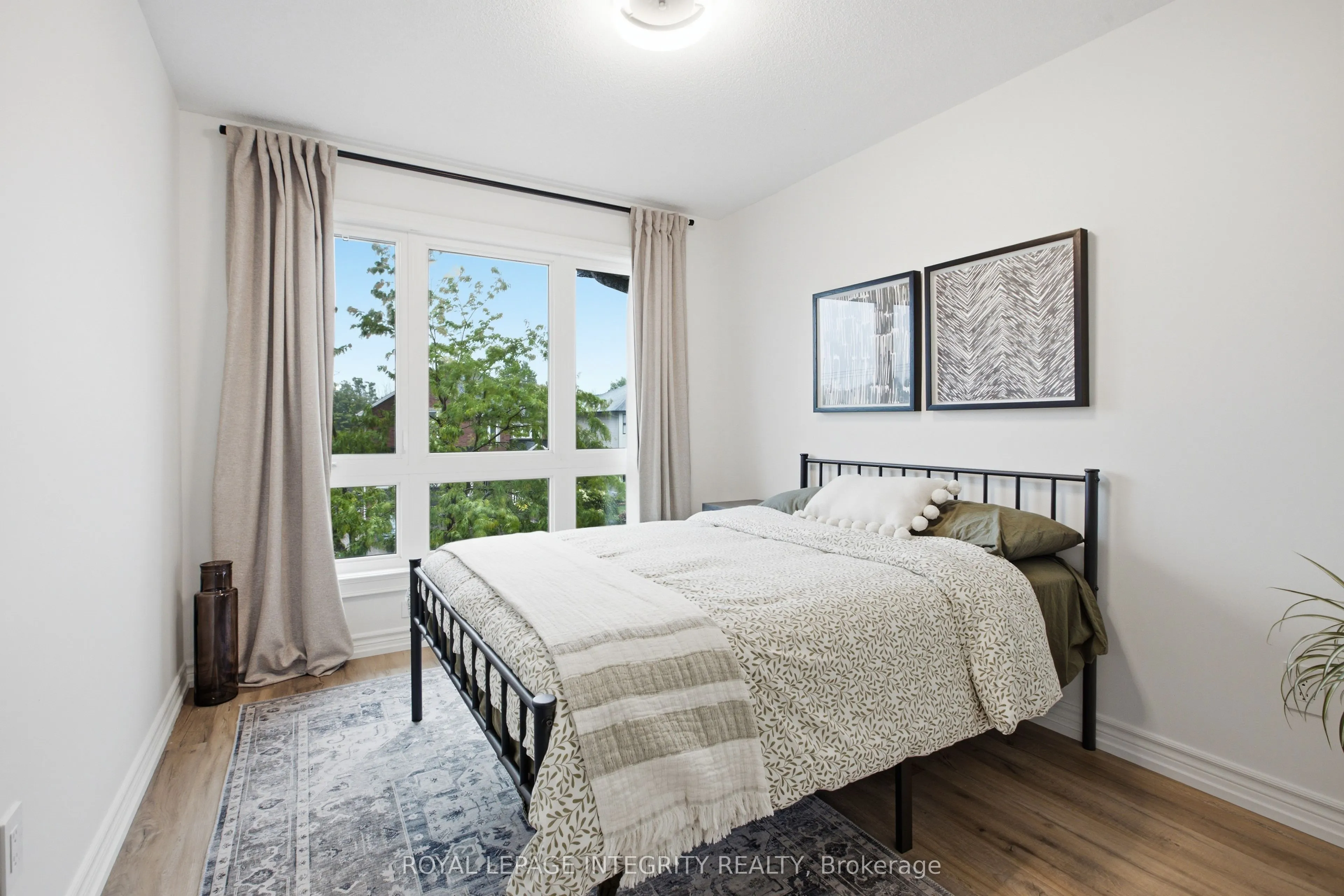 246 Cooks Mill Crescent