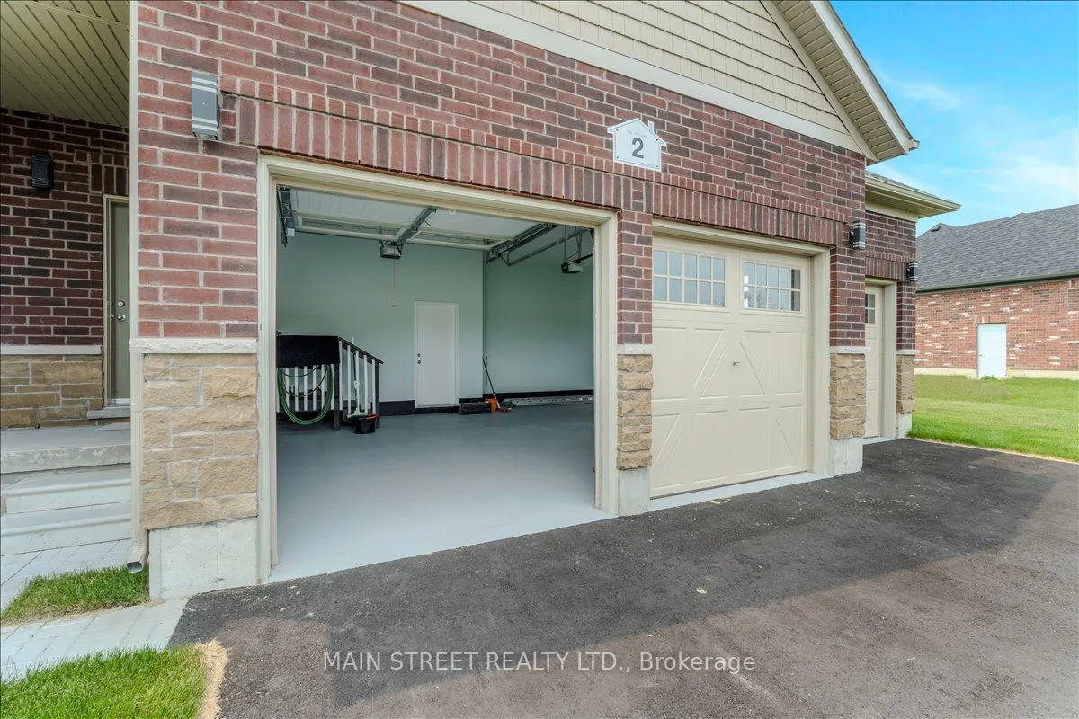 2 Bay Vista Gate