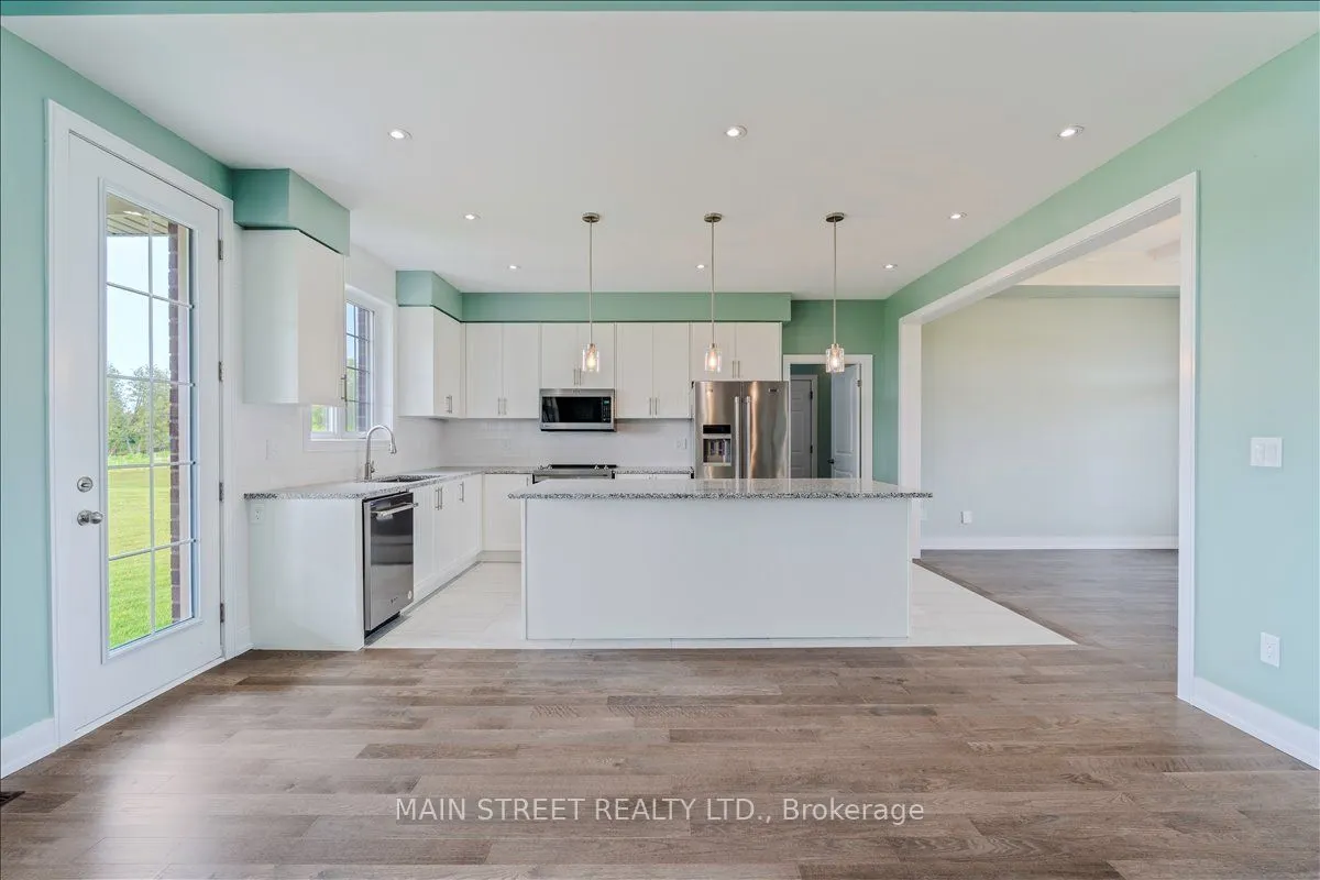 2 Bay Vista Gate