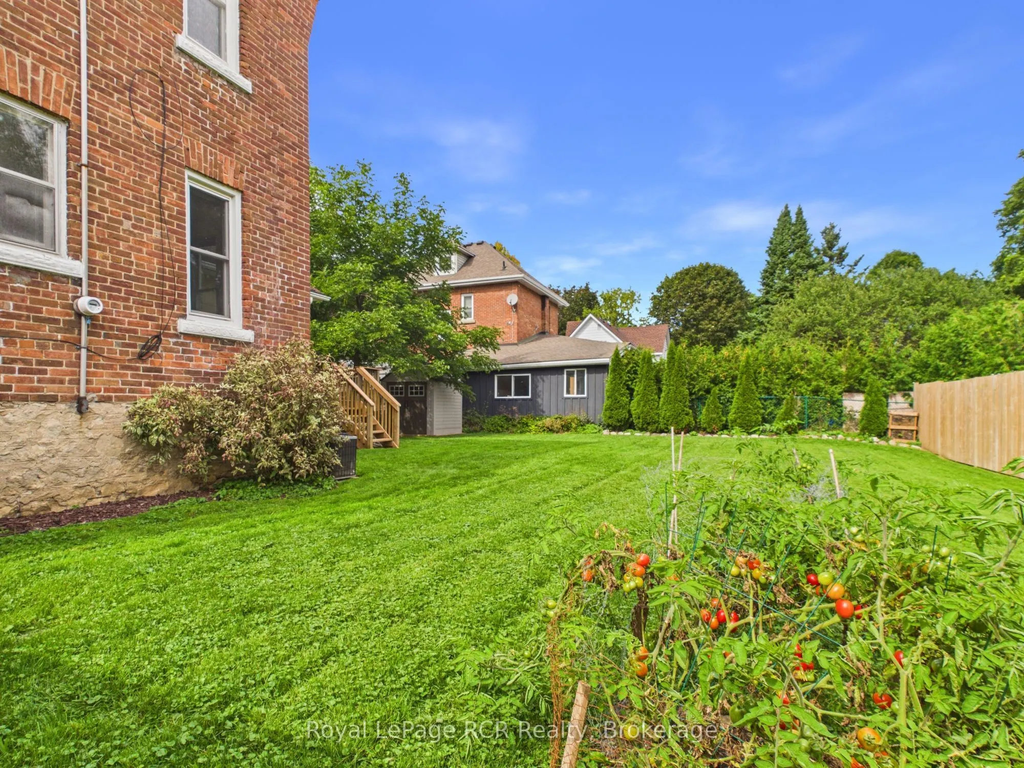 494 16th Street W