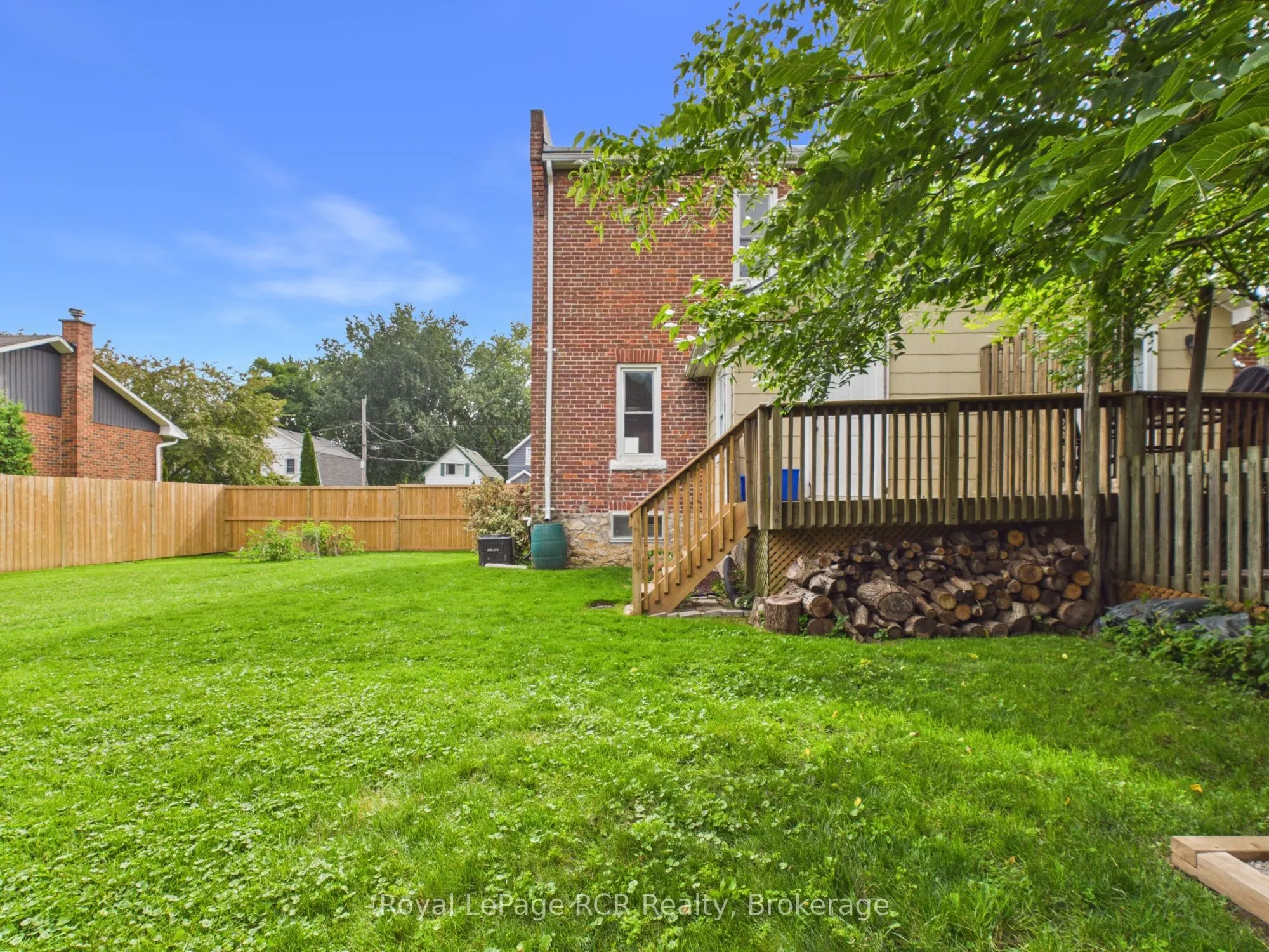 494 16th Street W