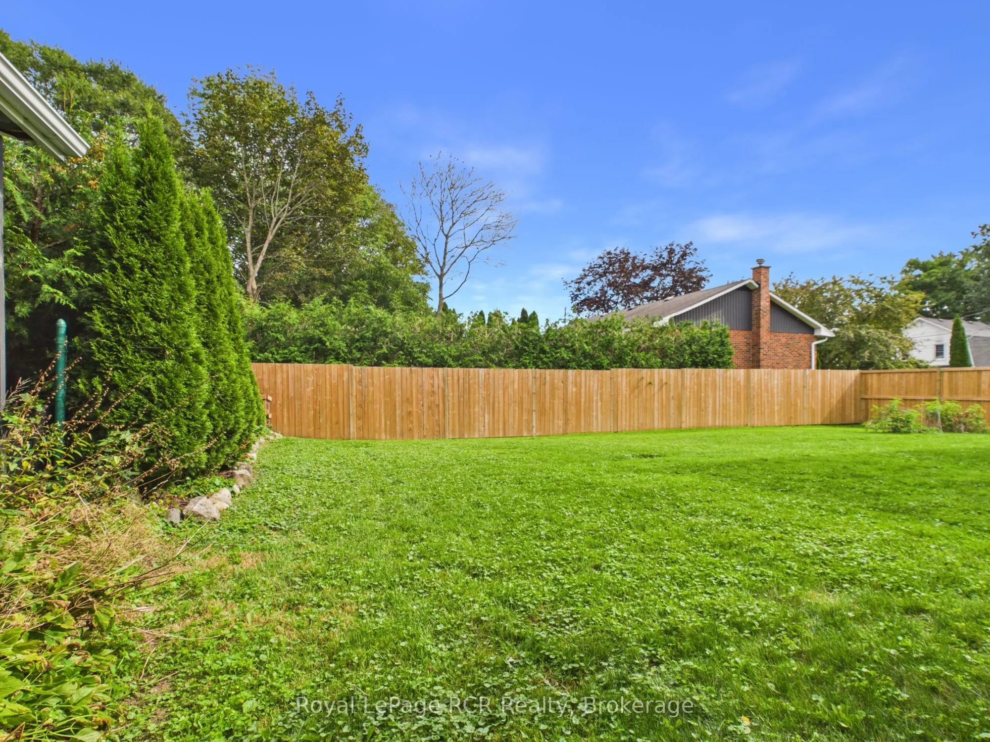 494 16th Street W