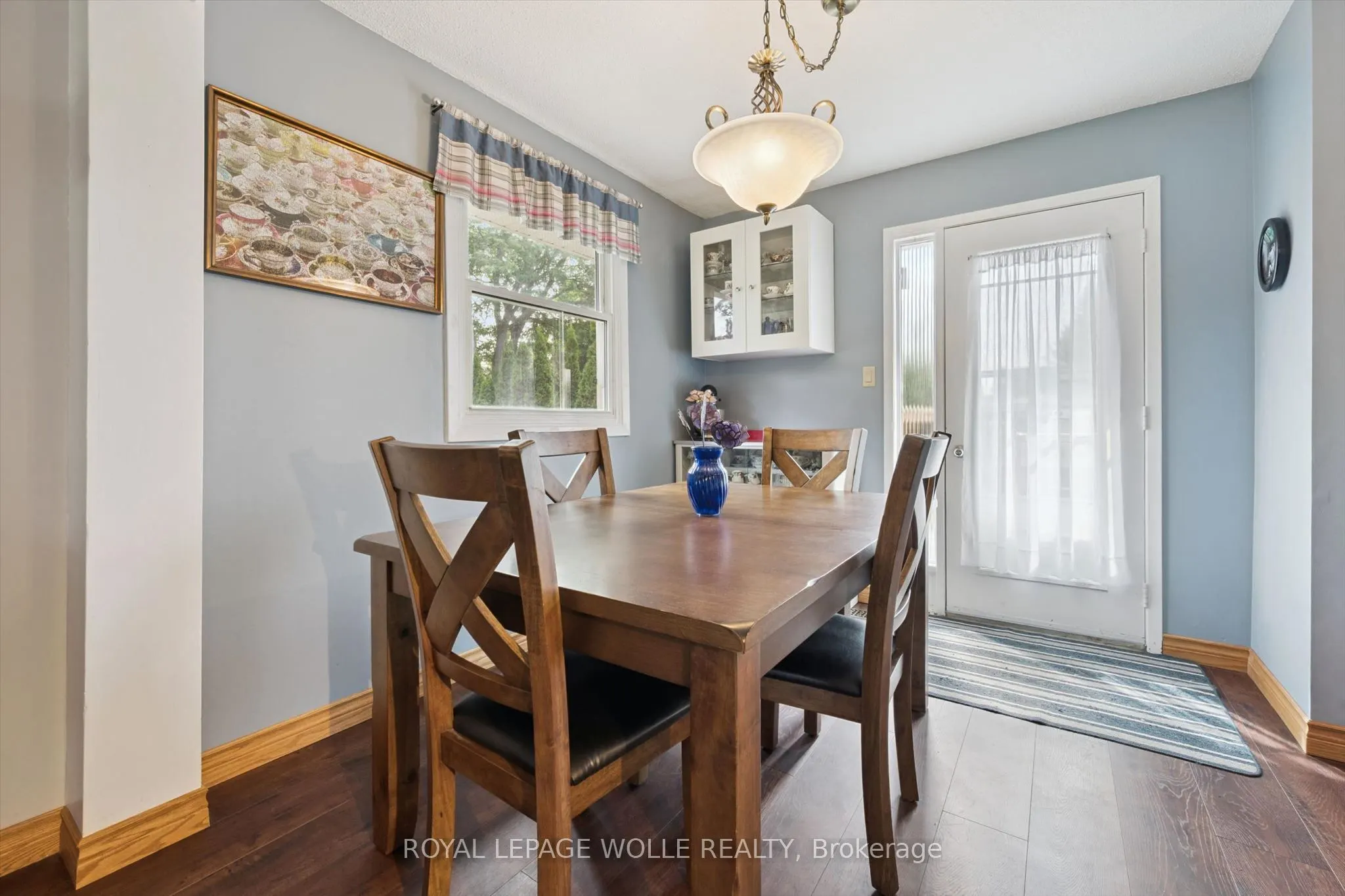 121 Nathaniel Crescent