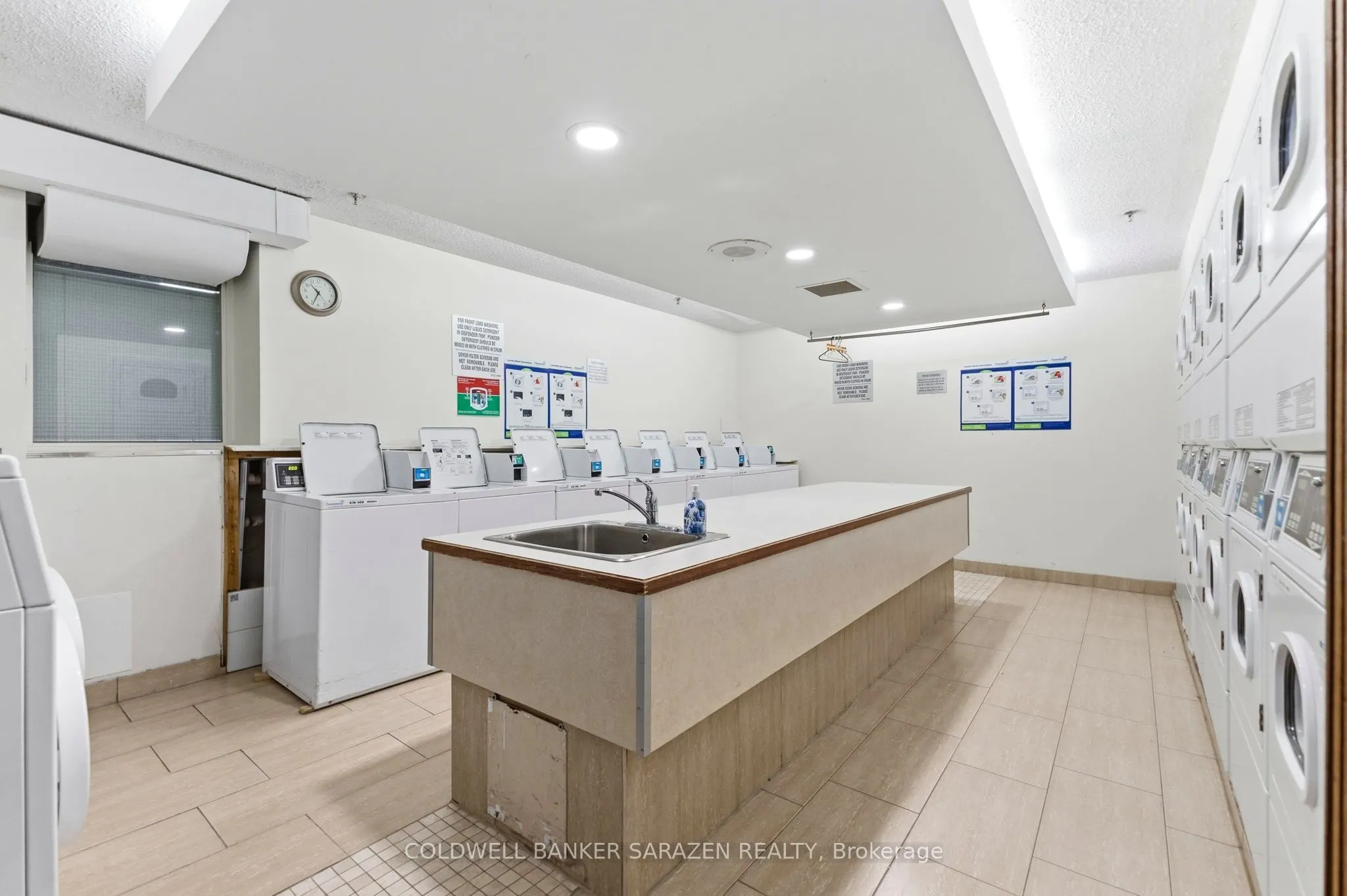 415 Greenview Avenue #2102