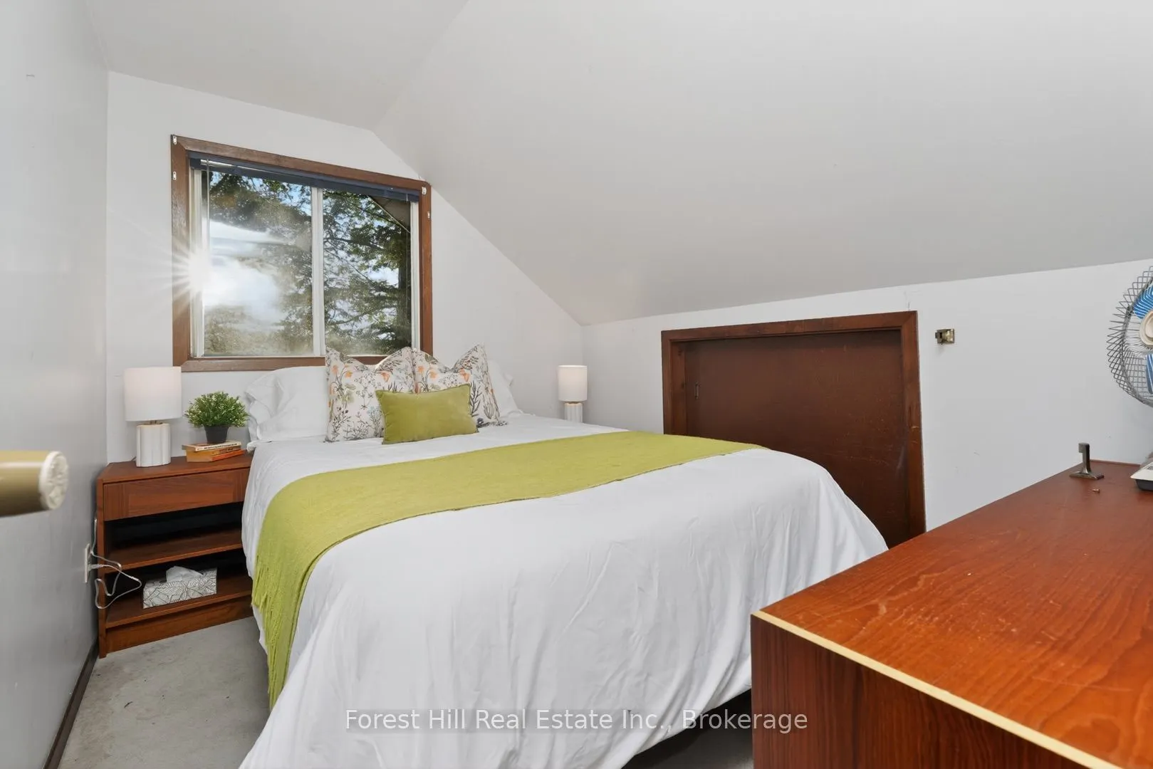 136 Rock Point Road