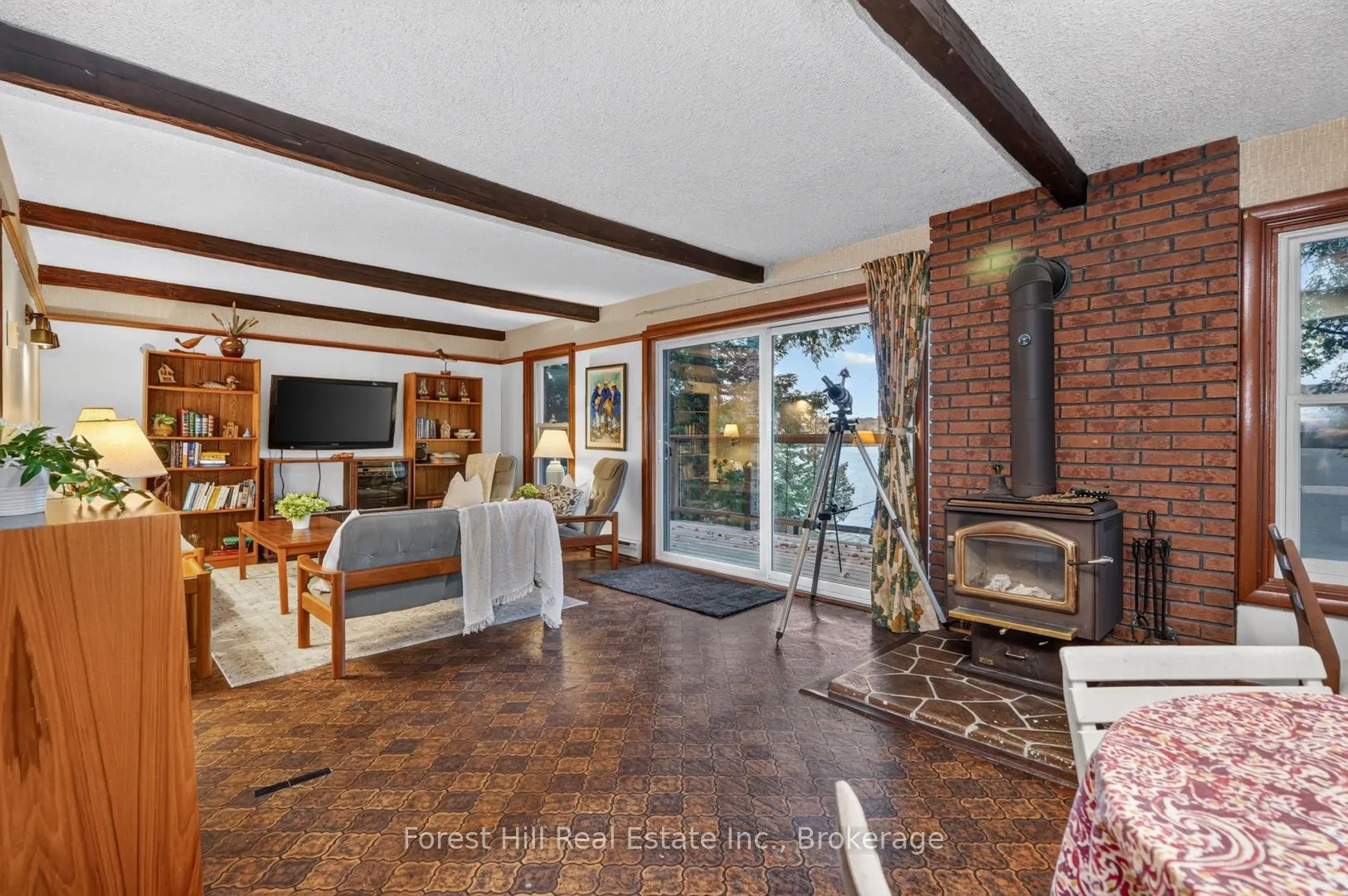 136 Rock Point Road