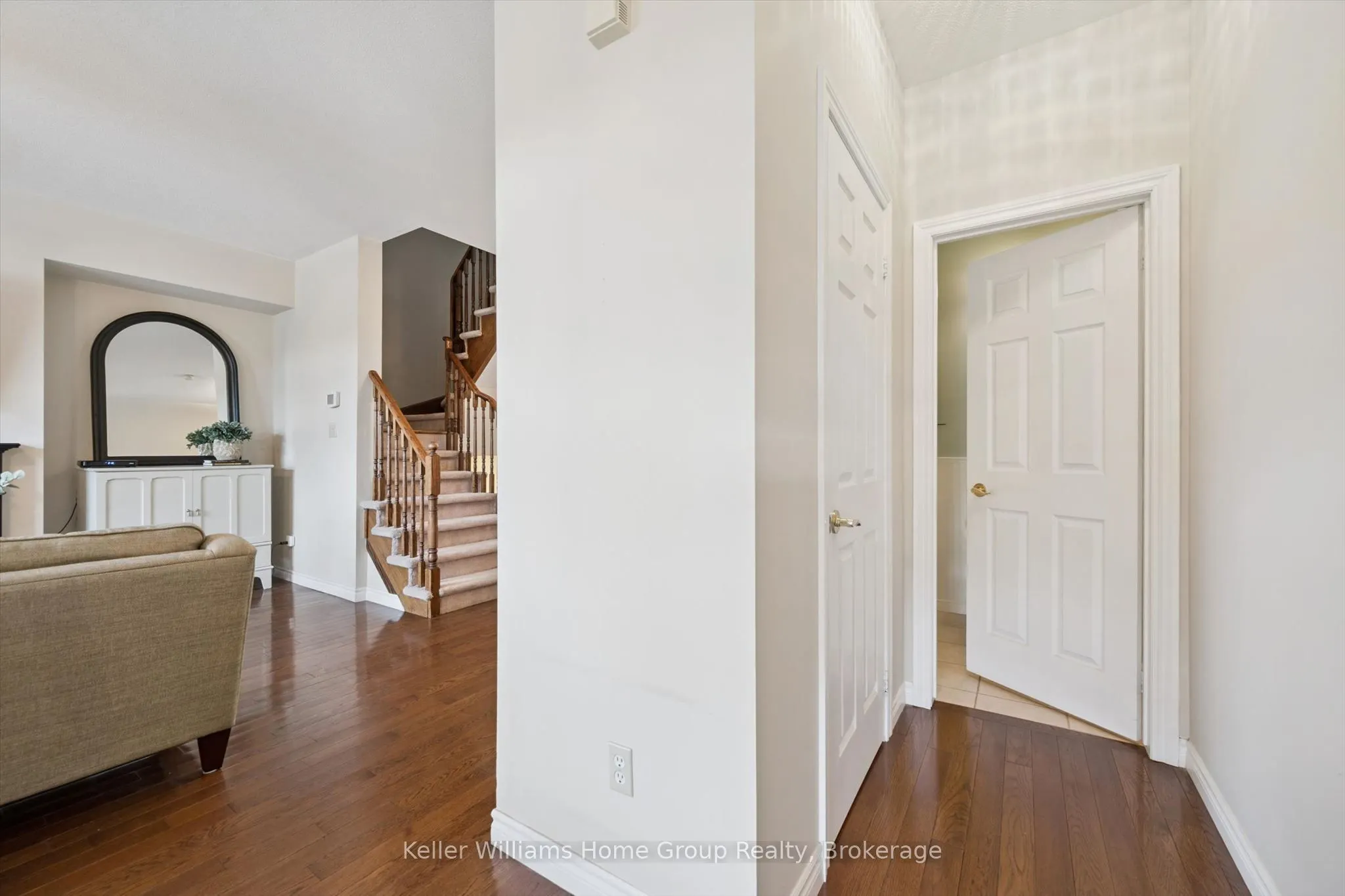 487 St Andrew Street E