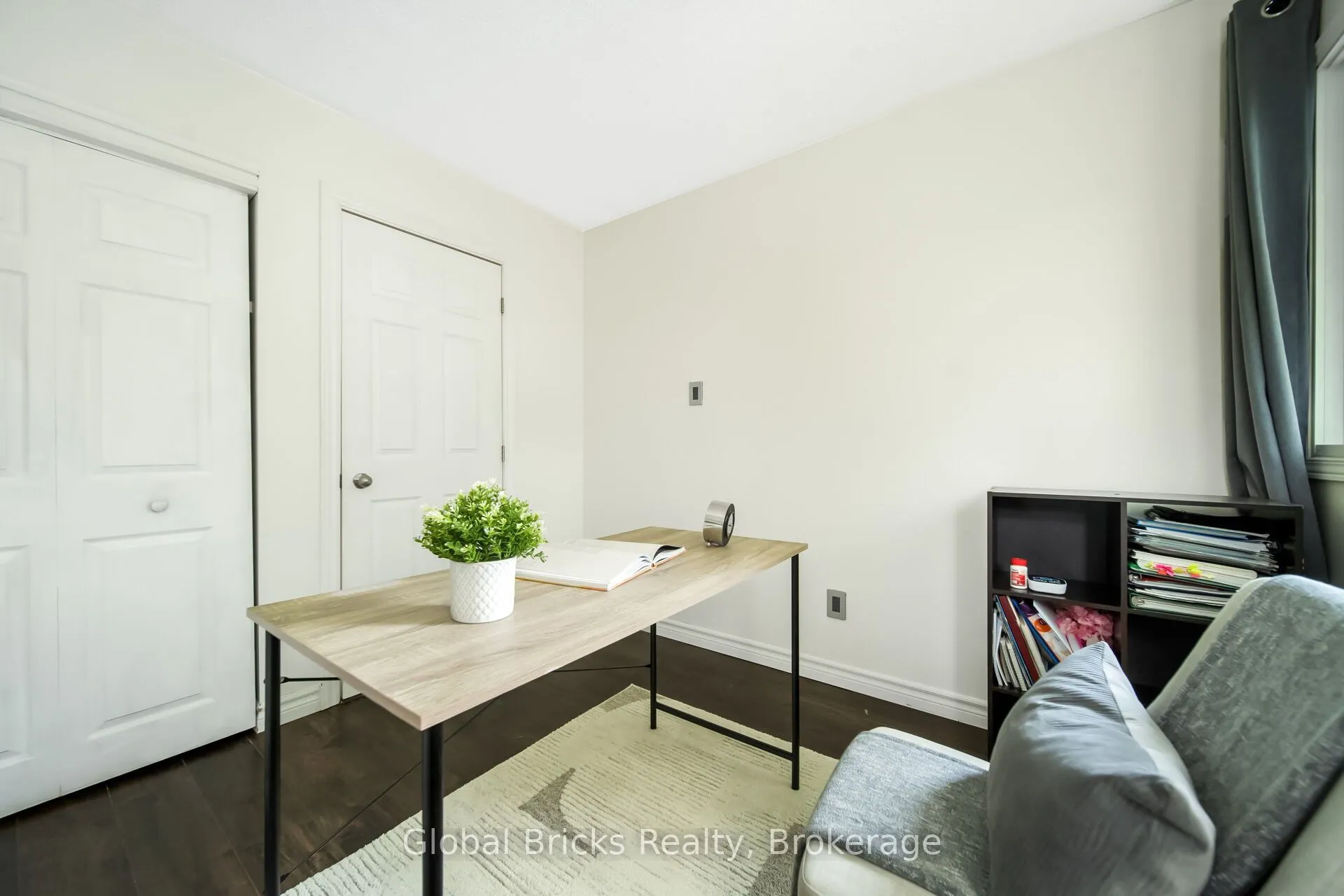 15 Green Valley Drive #27