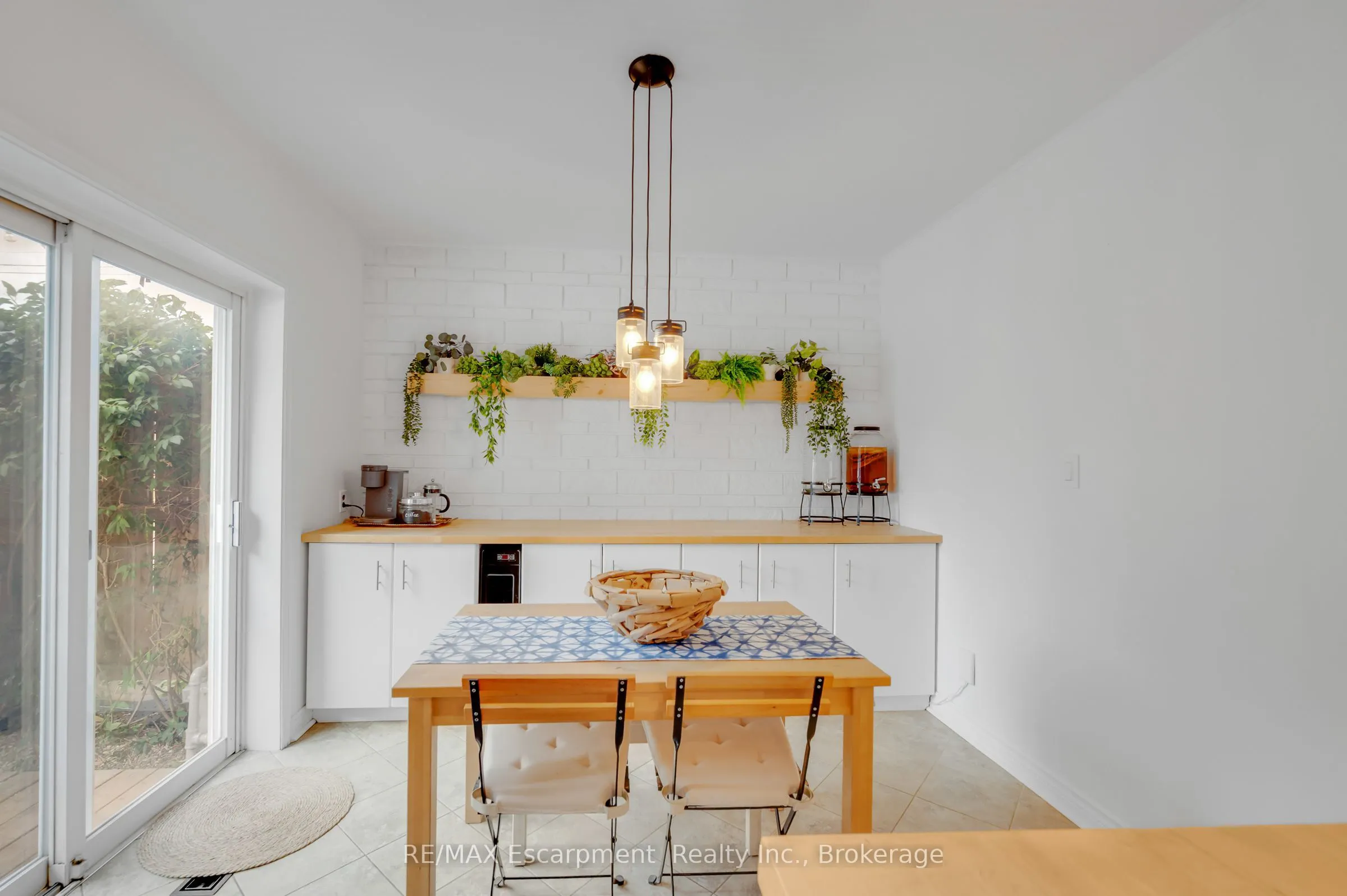 10 Goldfinch Road