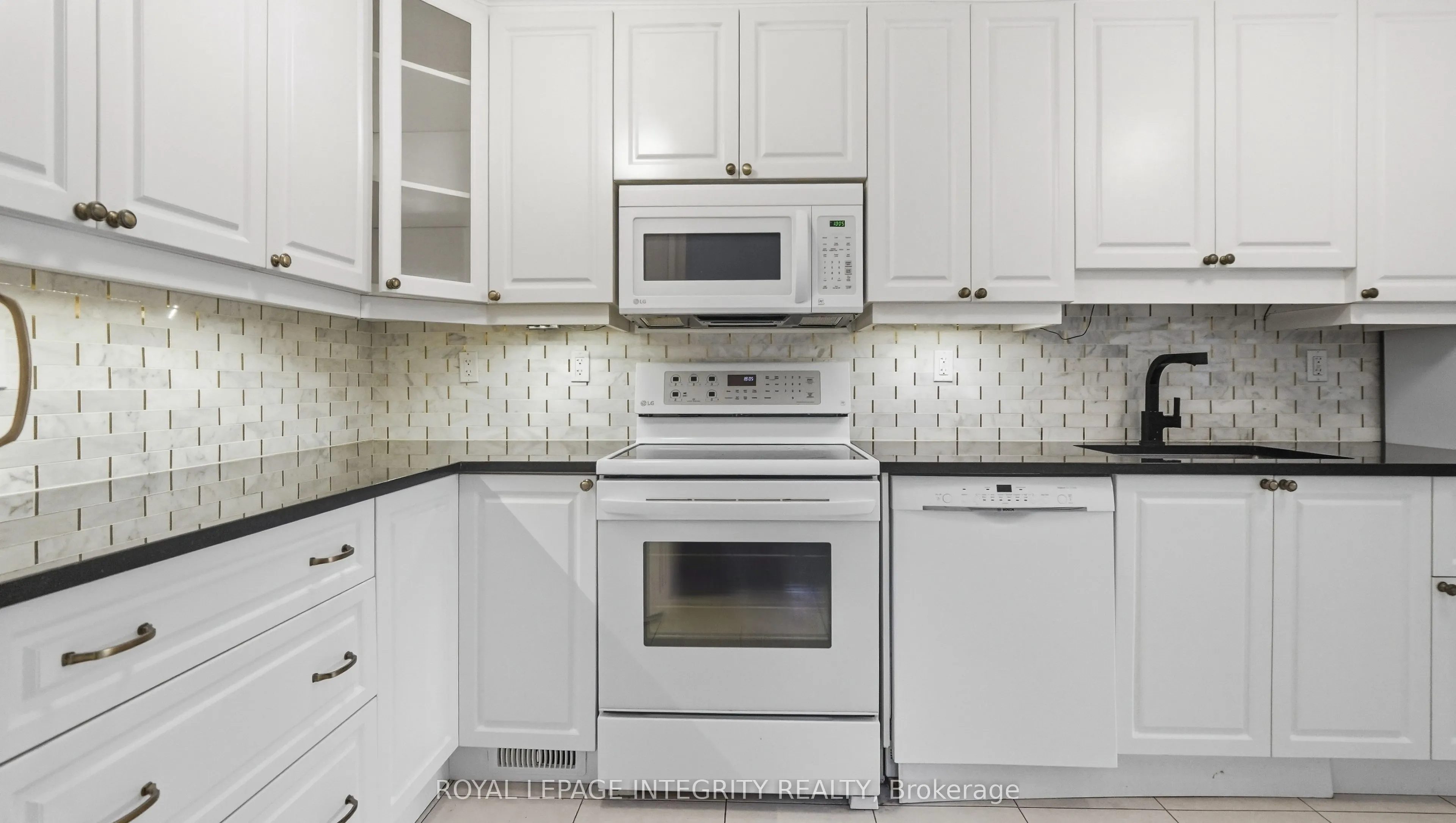 1080 Ormes Place #29