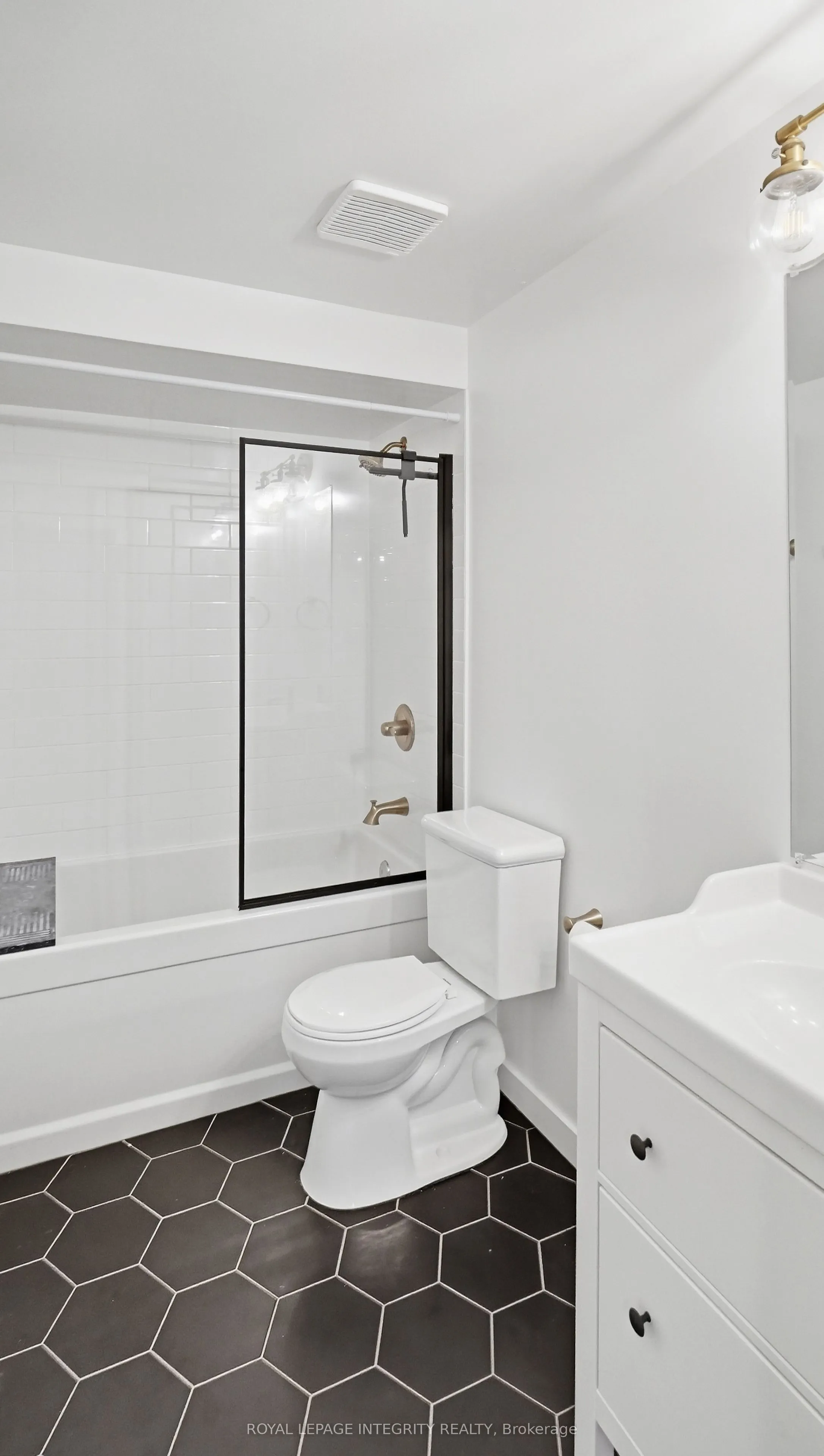 1080 Ormes Place #29