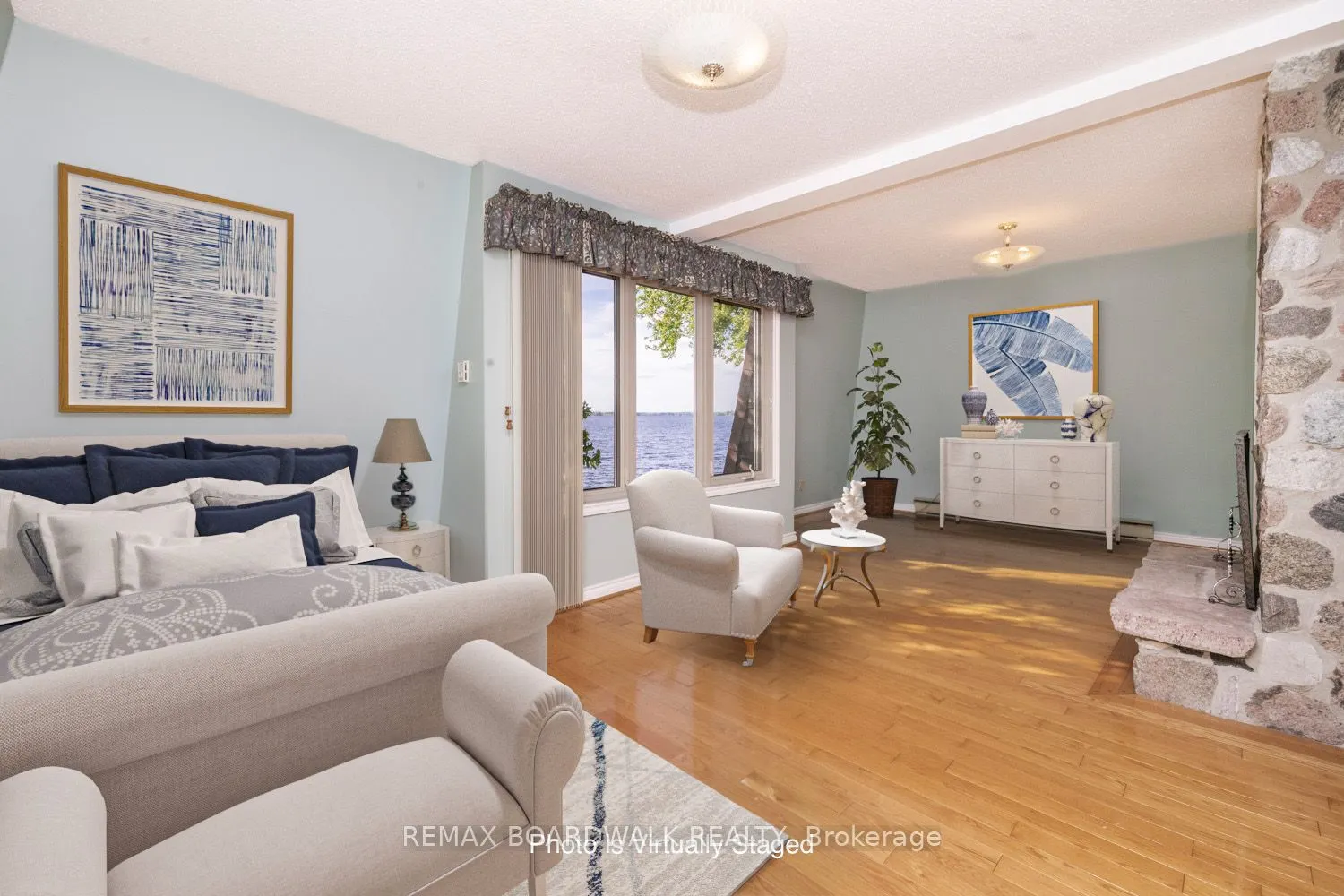 104 Avenue 4a