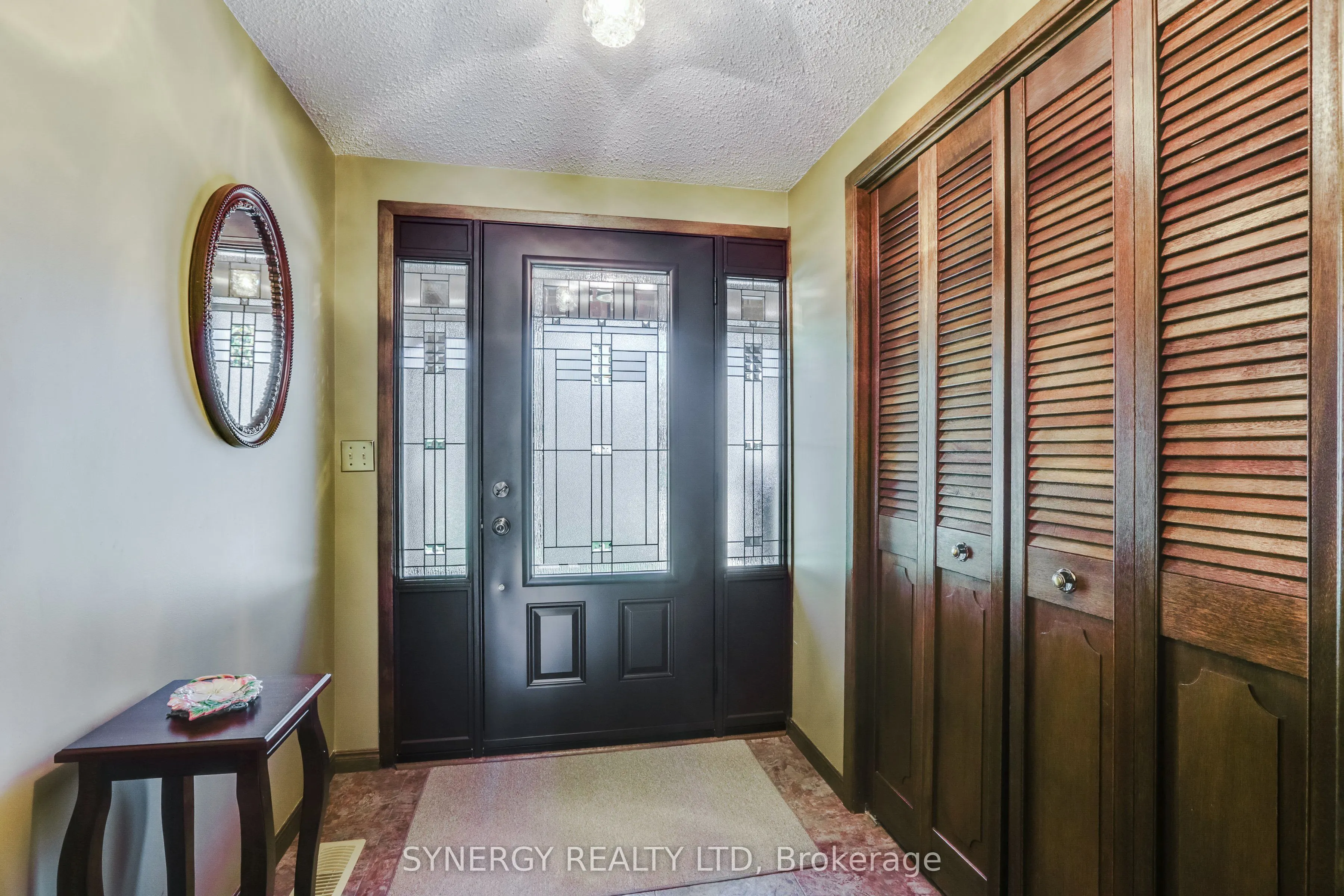 456 Saulsbury Street