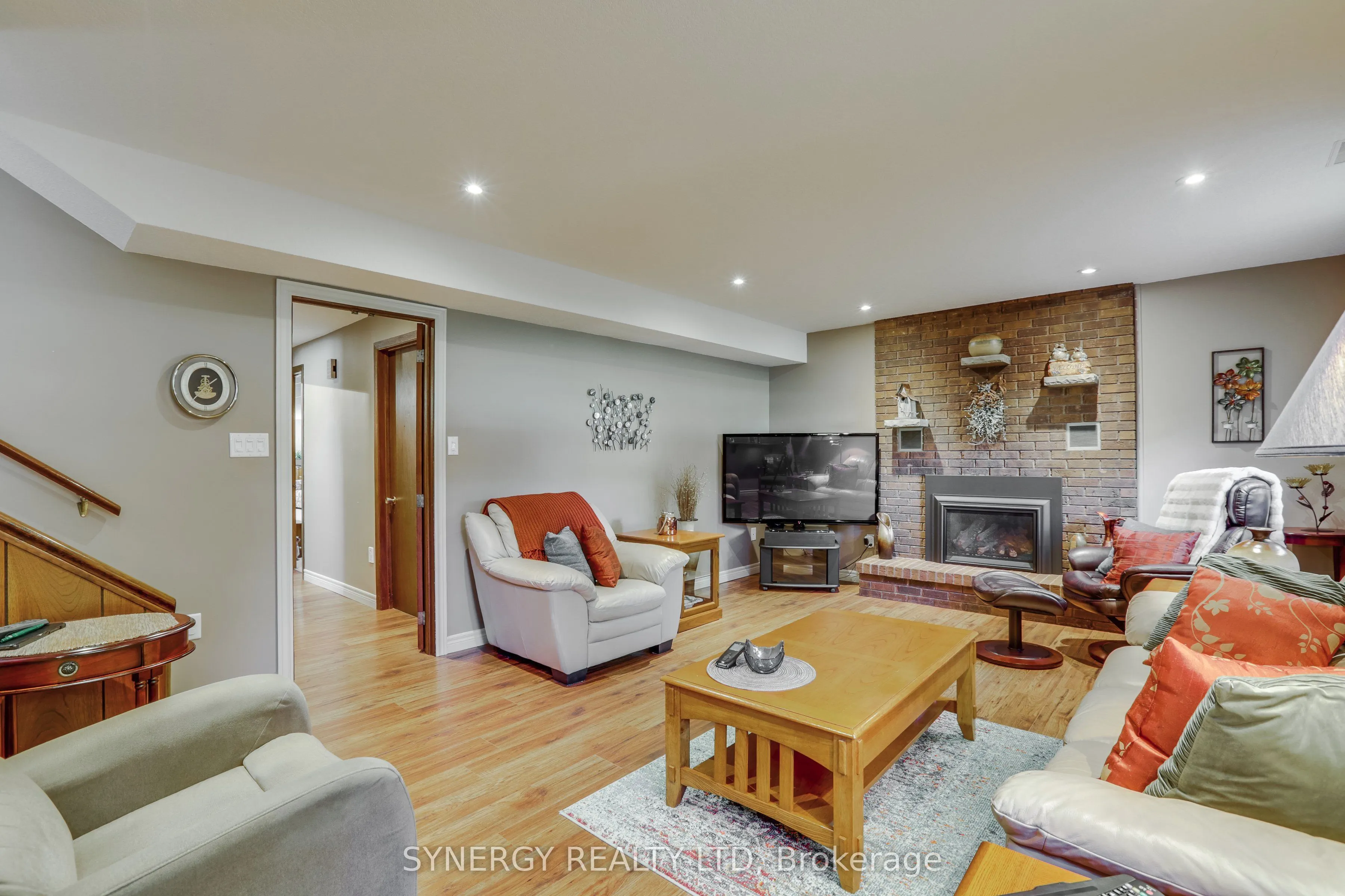 456 Saulsbury Street